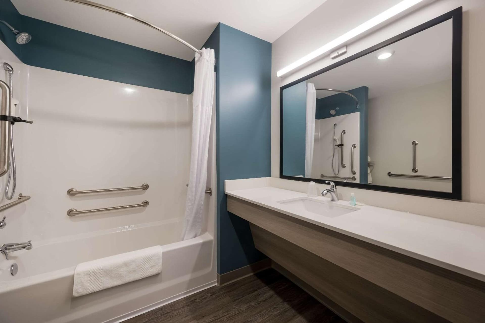 WoodSpring Suites Wixom - Novi gallery photo in Wixom, MI — image 27