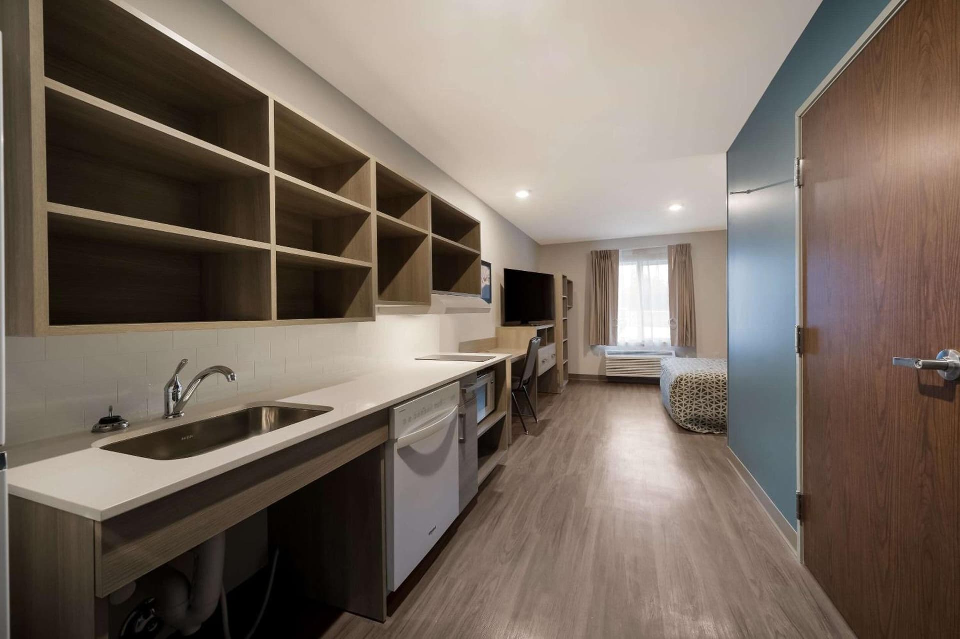 WoodSpring Suites Wixom - Novi gallery photo in Wixom, MI — image 25