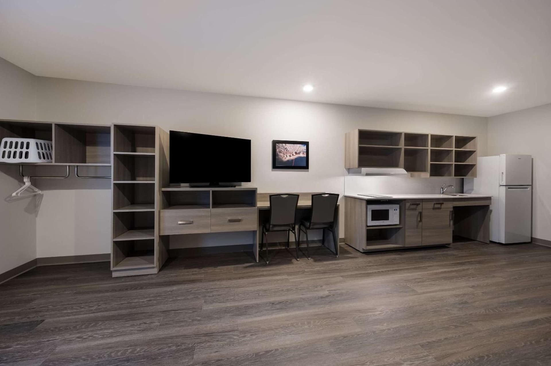 WoodSpring Suites Wixom - Novi gallery photo in Wixom, MI — image 30