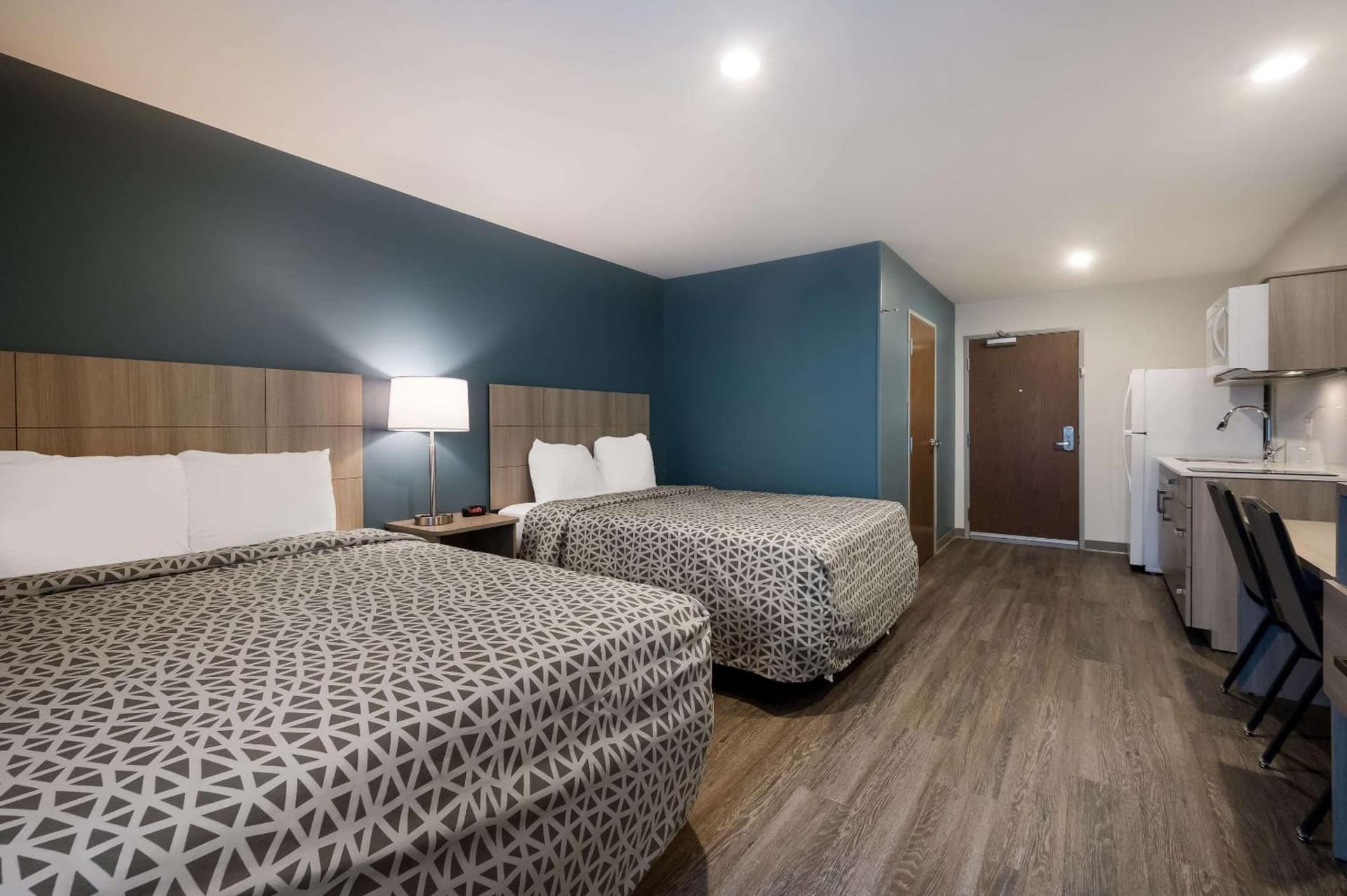 WoodSpring Suites Wixom - Novi gallery photo in Wixom, MI — image 4