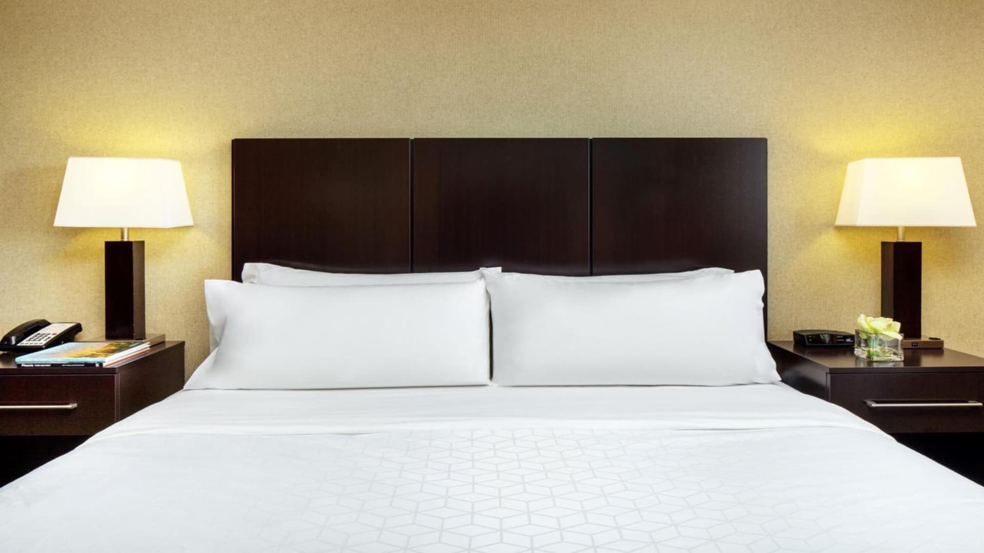 Holiday Inn Phoenix/Chandler by IHG gallery photo in Chandler, AZ — image 98
