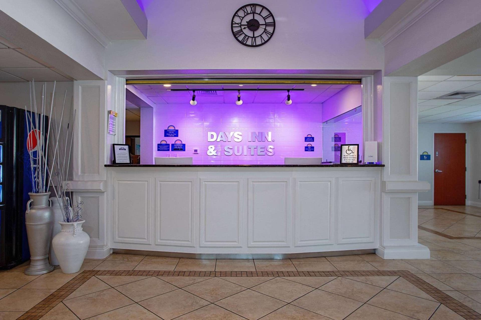Days Inn & Suites by Wyndham Lakeland gallery photo in Lakeland, FL — image 80