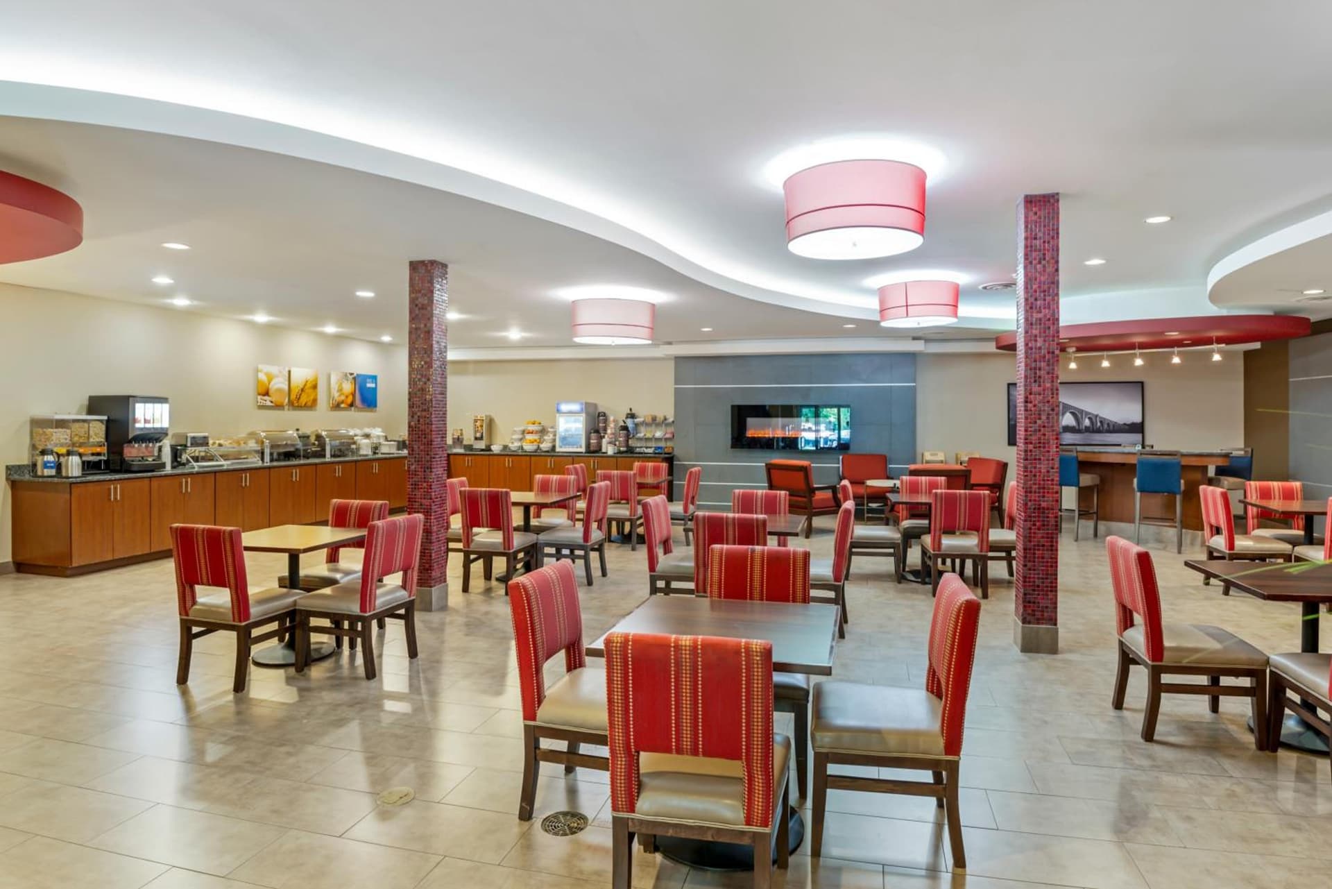 Comfort Suites At Virginia Center Commons gallery photo in Richmond, VA — image 50