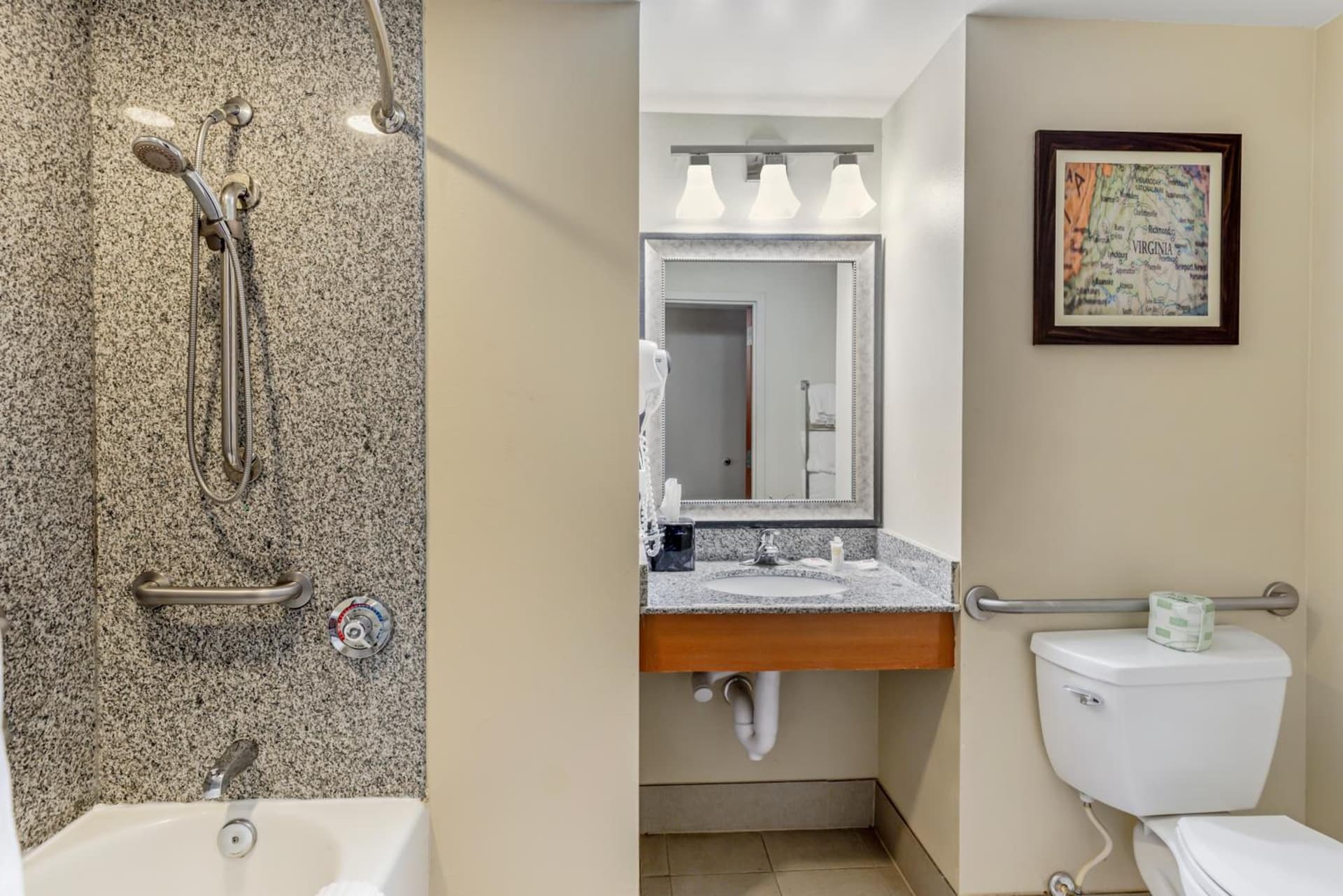 Comfort Suites At Virginia Center Commons gallery photo in Richmond, VA — image 36