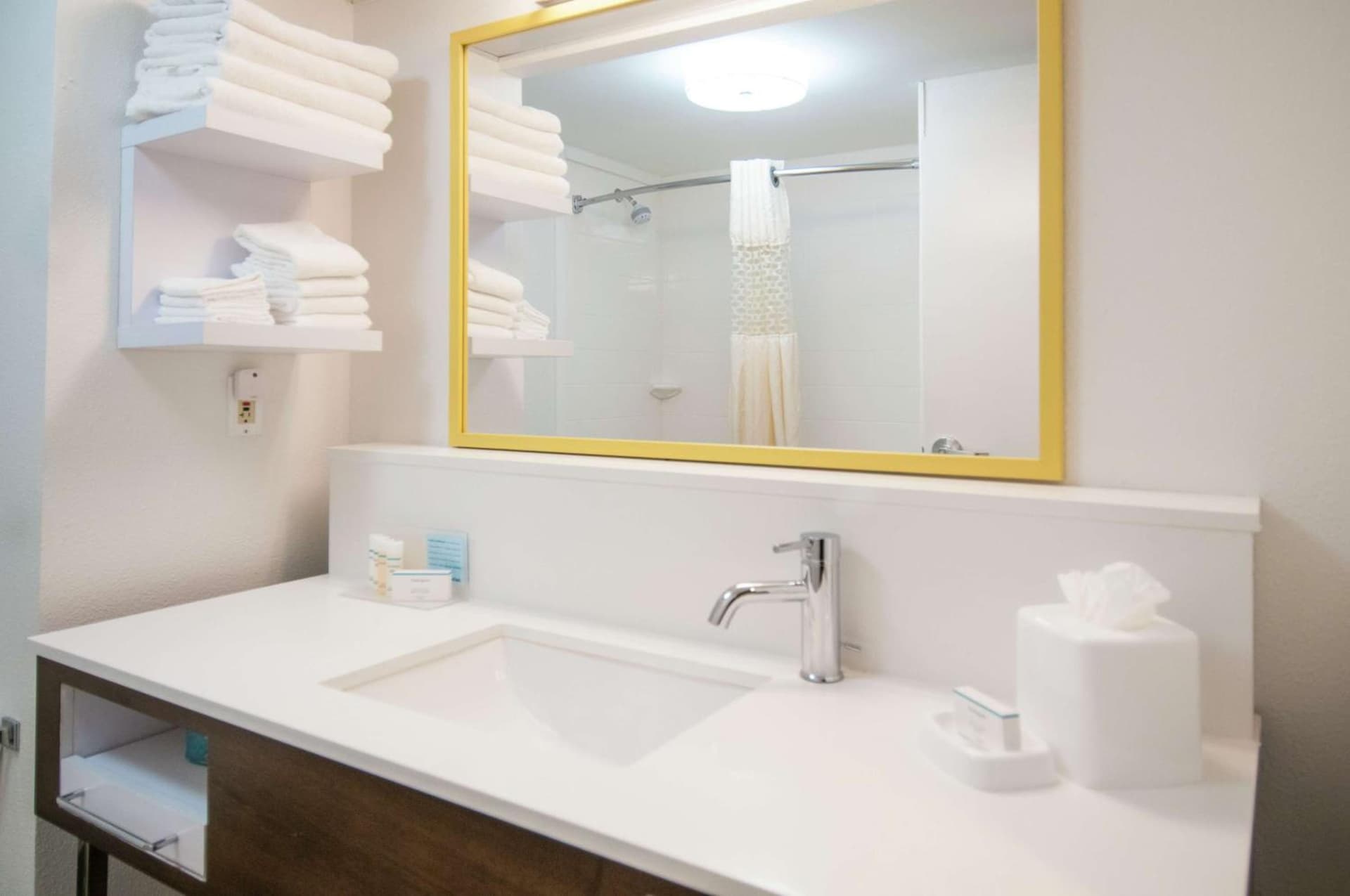 Hampton Inn Metairie gallery photo in Metairie, LA — image 15