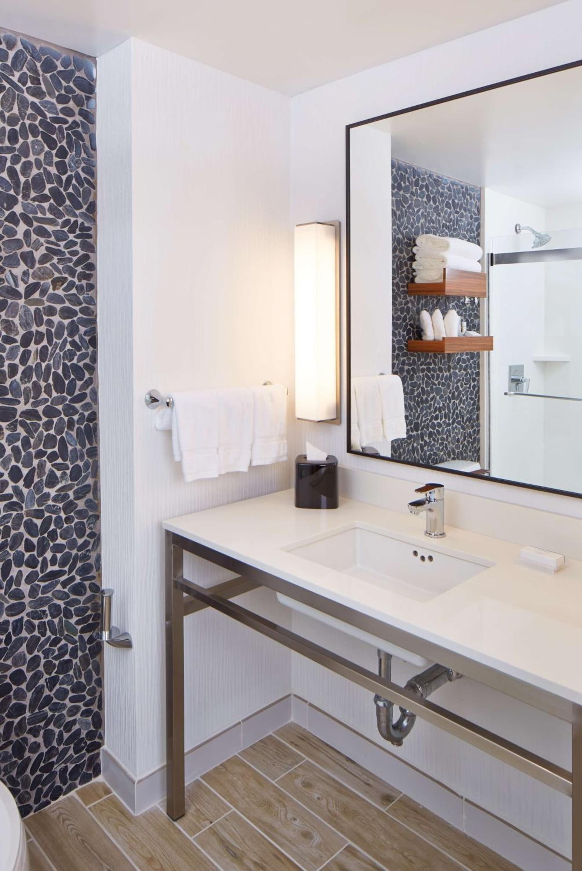 Hilton Garden Inn Boston/Marlborough gallery photo in Marlborough, MA — image 31