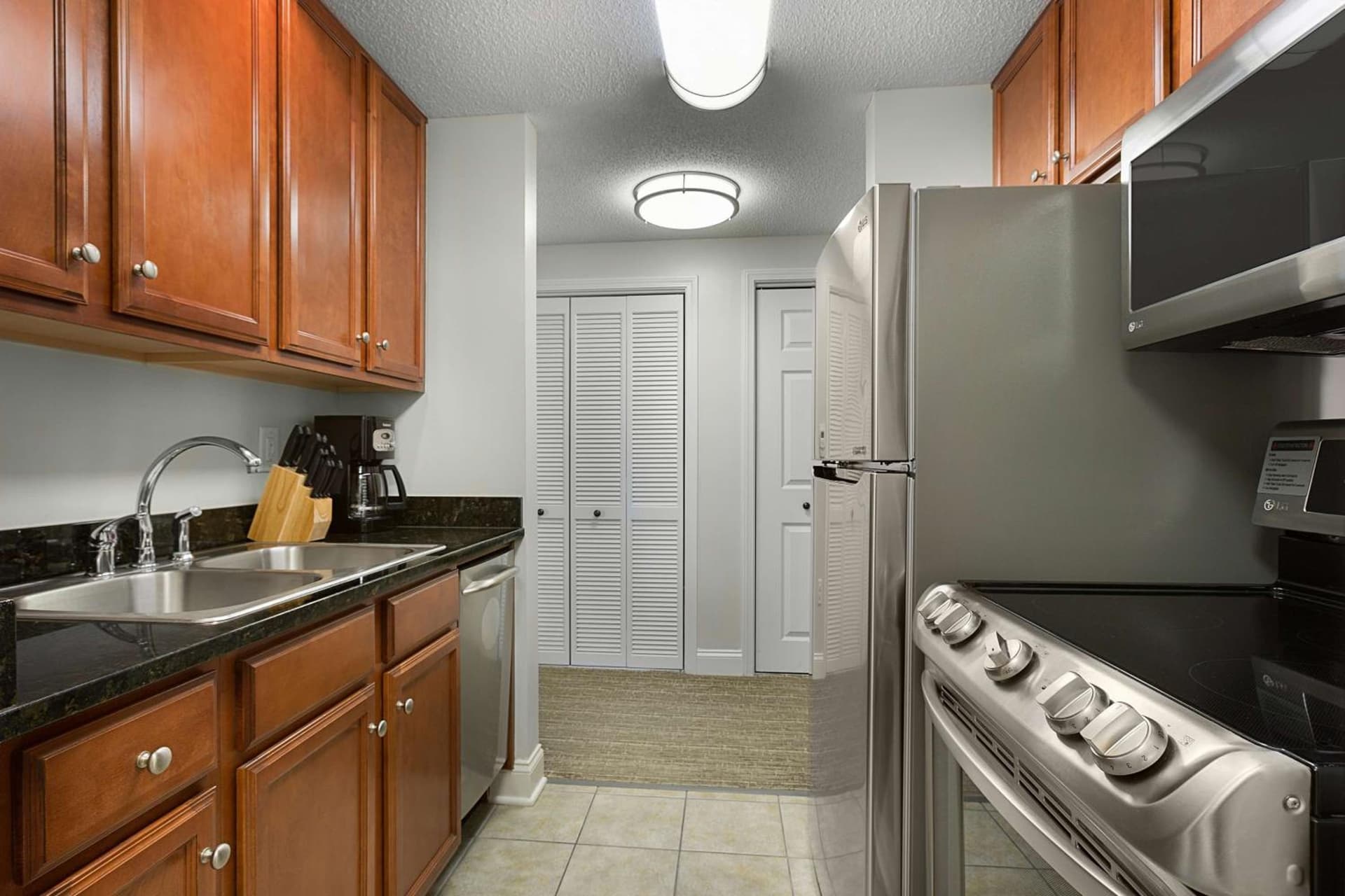 Hilton Grand Vacations Club Anderson Ocean Myrtle Beach gallery photo in Myrtle Beach, SC — image 14