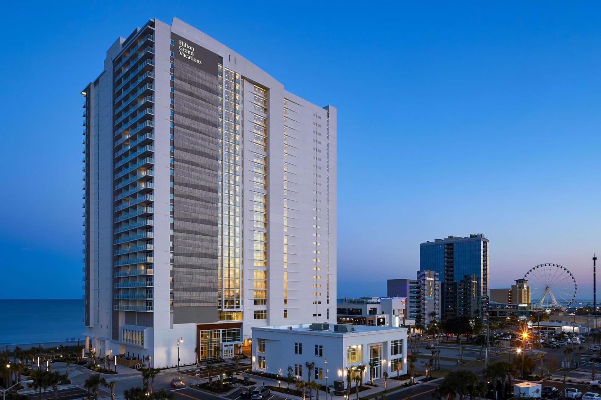 Hilton Grand Vacations Club Ocean Enclave Myrtle Beach gallery photo in Myrtle Beach, SC — image 17