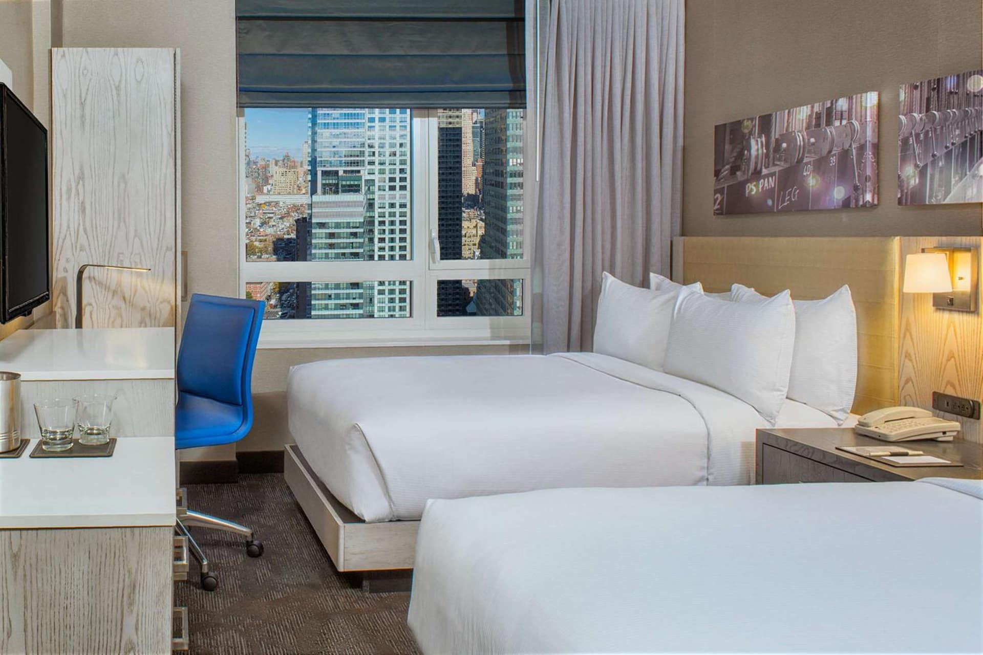 Doubletree By Hilton New York Times Square West gallery photo in New York, NY — image 12