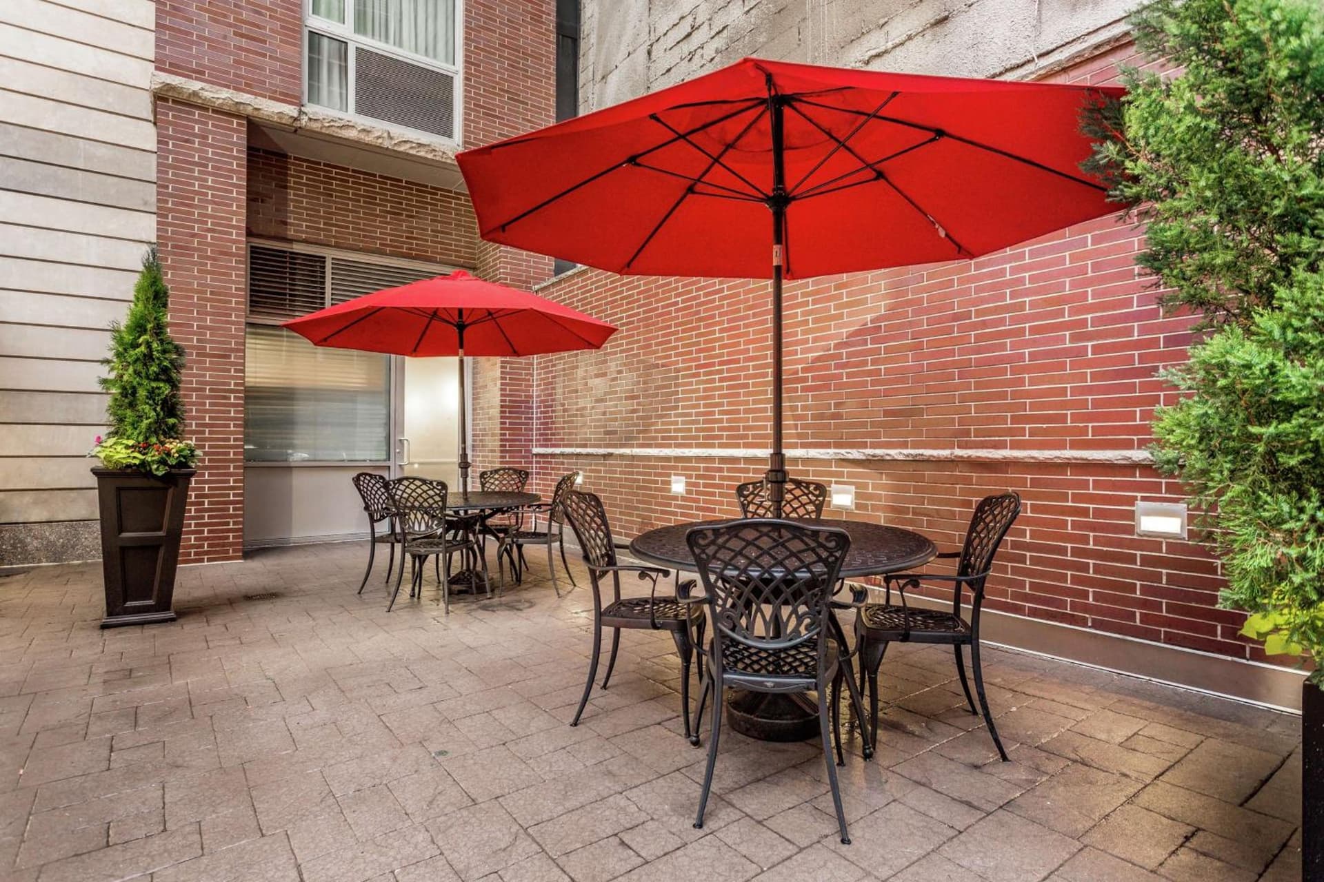 Hampton Inn Manhattan Grand Central interior in New York, NY — gallery photo 2
