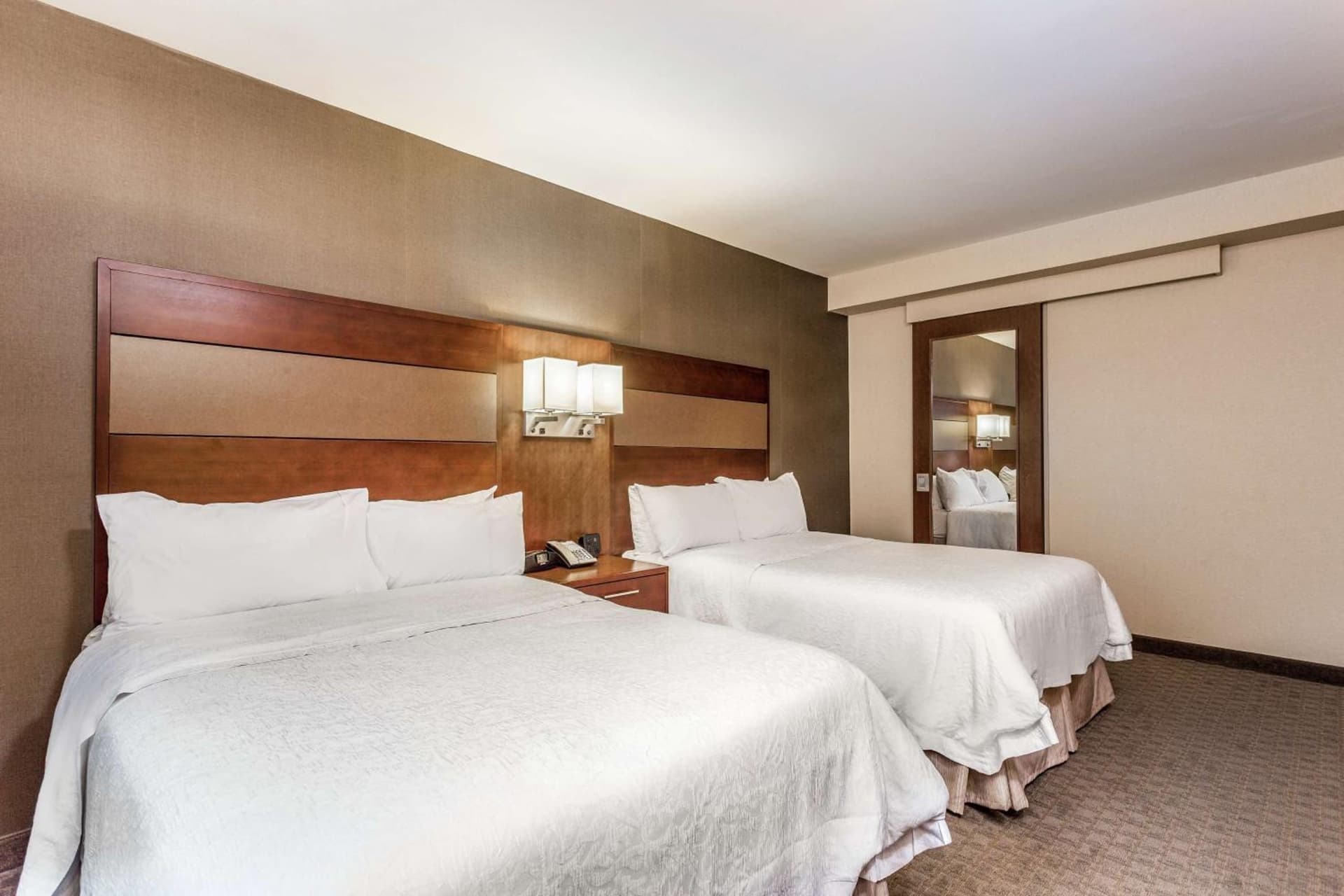 Hampton Inn Manhattan Grand Central property views in New York, NY — gallery photo 3