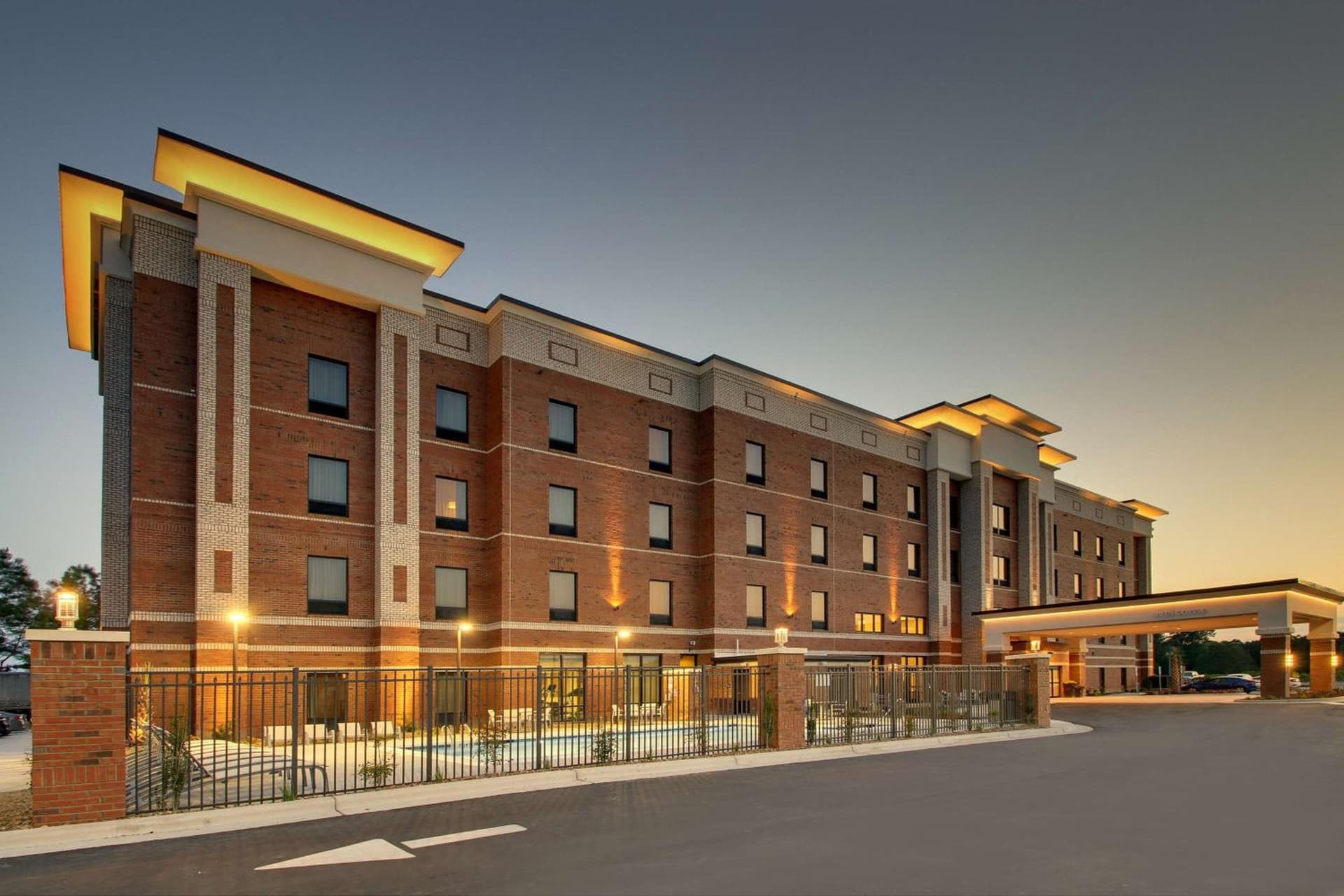 Hampton Inn Sneads Ferry Topsail Beach interior in Sneads Ferry, NC — gallery photo 2