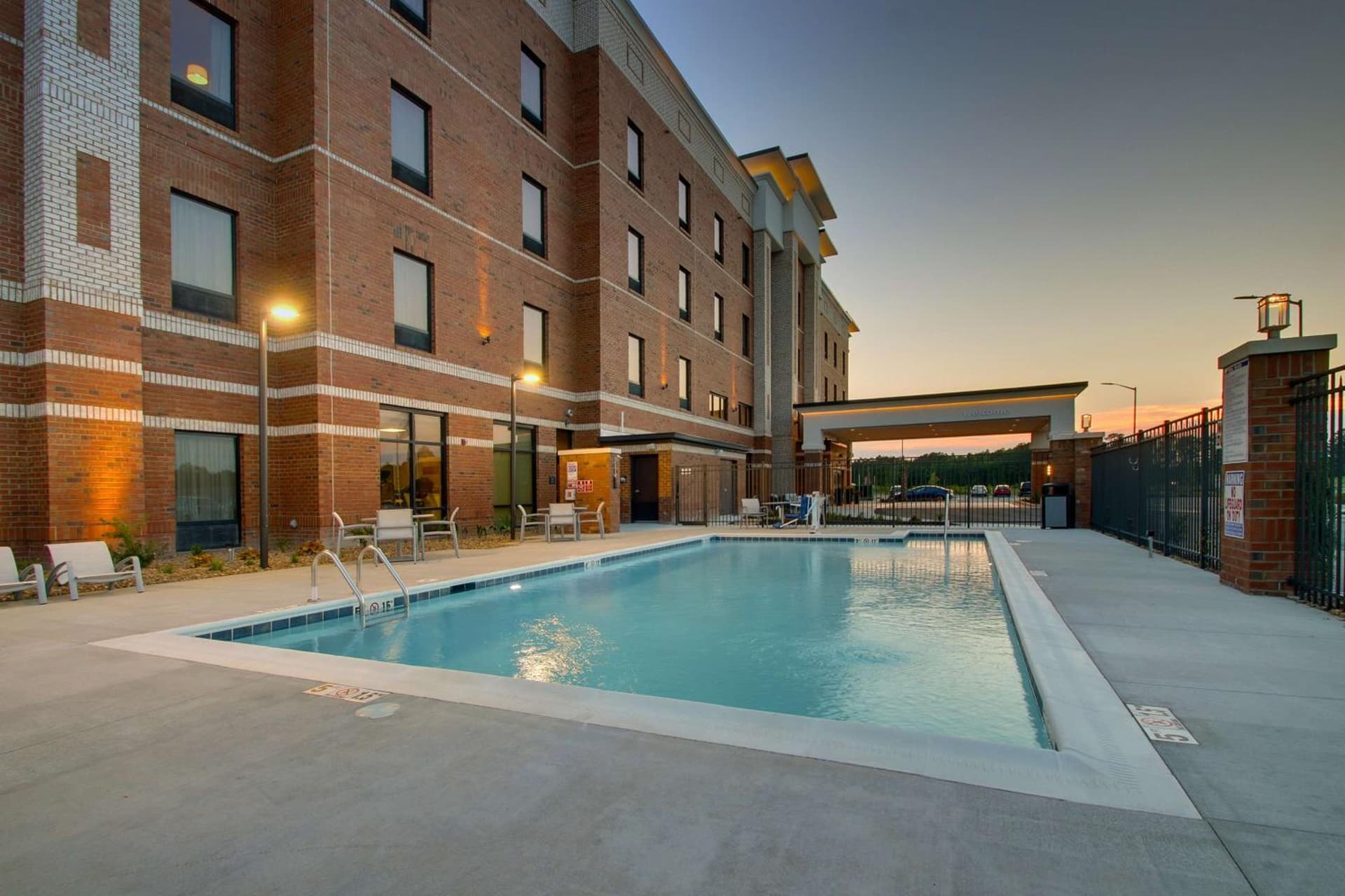 Hampton Inn Sneads Ferry Topsail Beach gallery photo in Sneads Ferry, NC — image 13