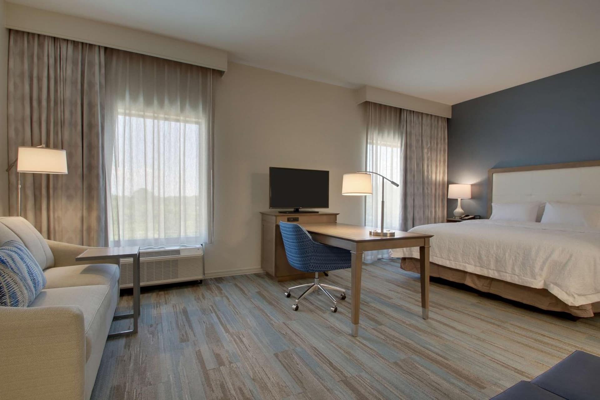 Hampton Inn Sneads Ferry Topsail Beach gallery photo in Sneads Ferry, NC — image 22