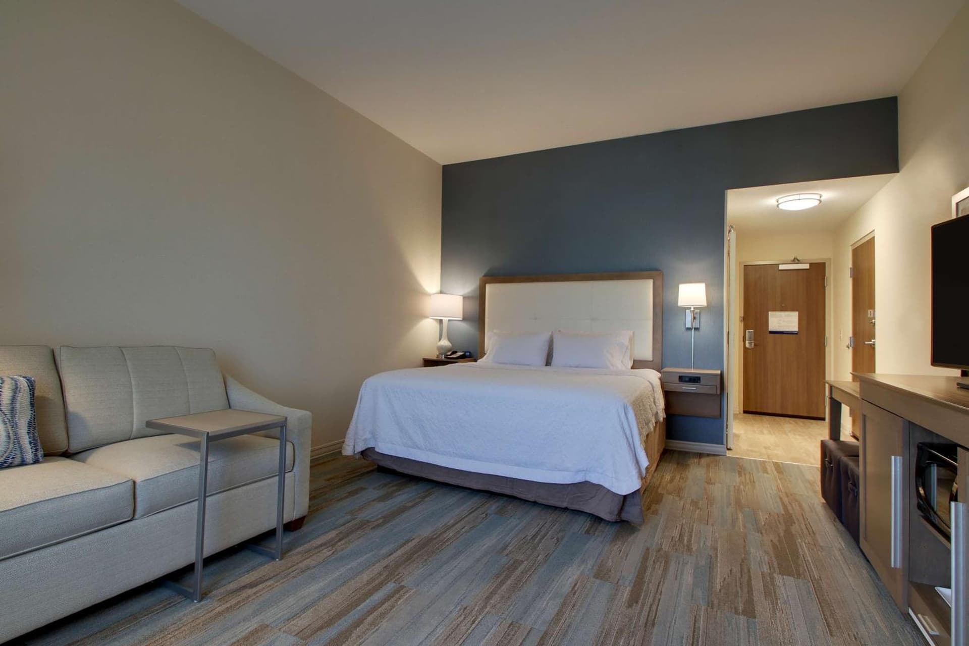 Hampton Inn Sneads Ferry Topsail Beach gallery photo in Sneads Ferry, NC — image 26