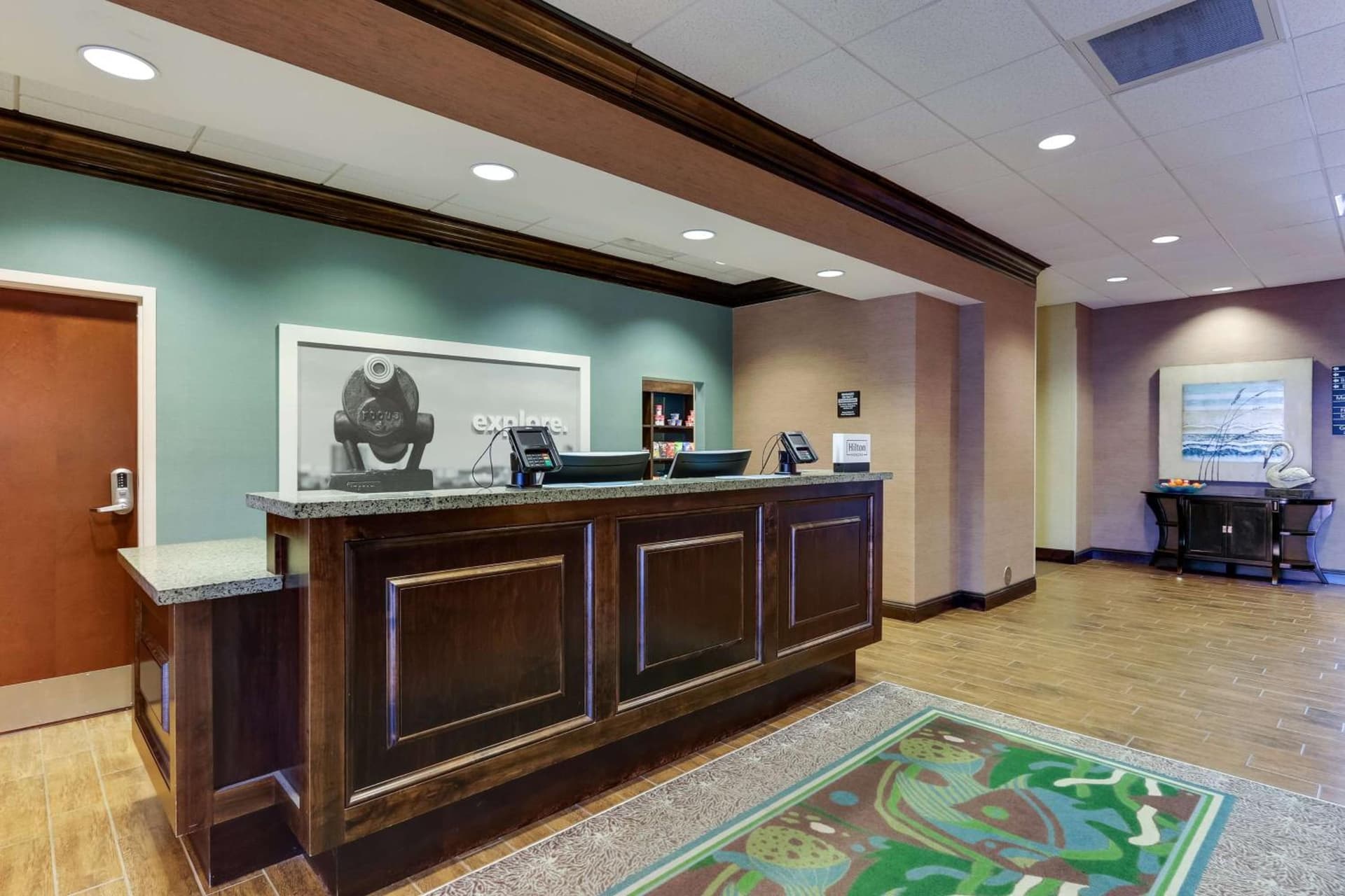 Hampton Inn and Suites Swansboro Near Camp Lejeune interior in Swansboro, NC — gallery photo 2