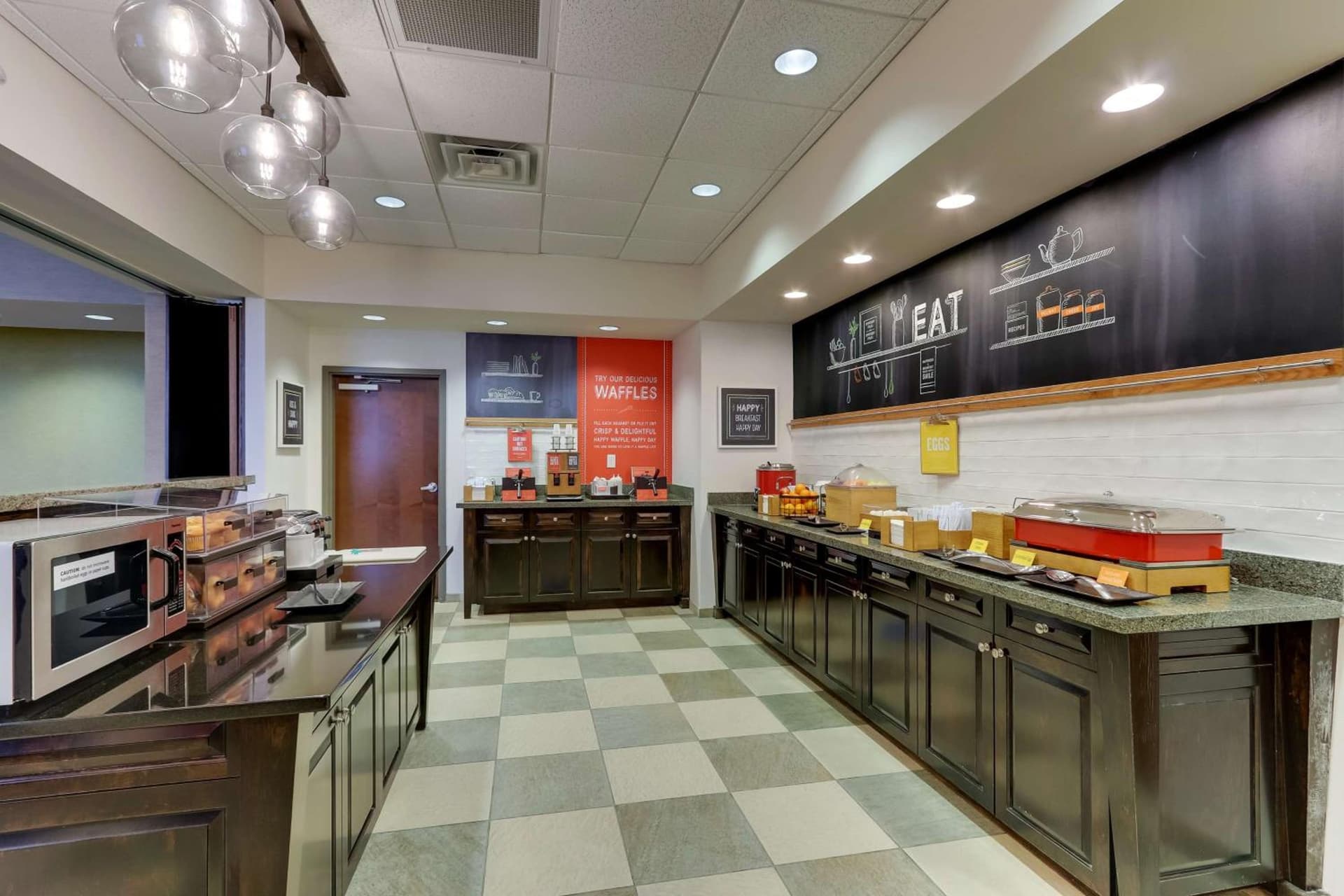 Hampton Inn and Suites Swansboro Near Camp Lejeune gallery photo in Swansboro, NC — image 58