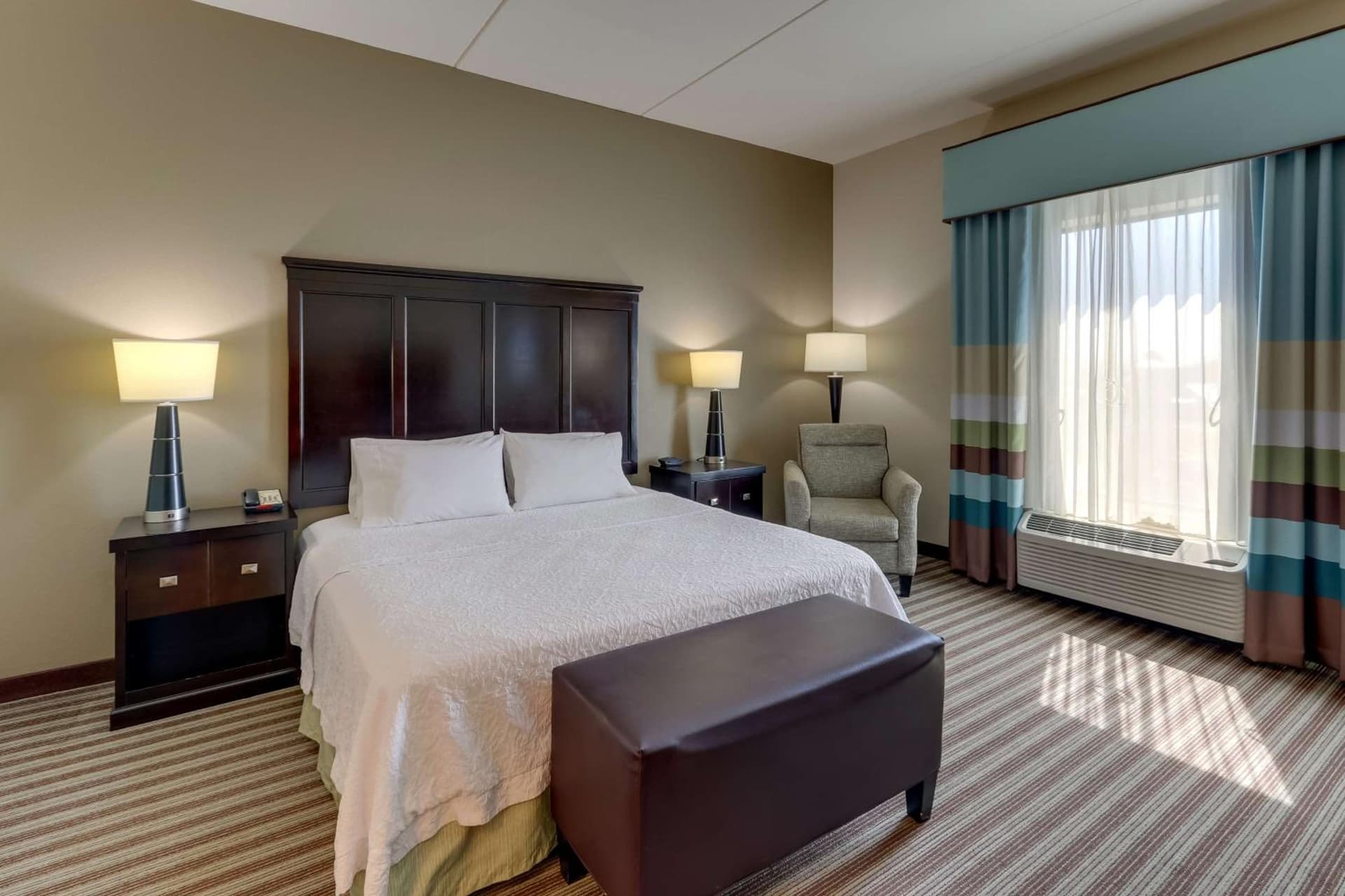 Hampton Inn and Suites Swansboro Near Camp Lejeune gallery photo in Swansboro, NC — image 26