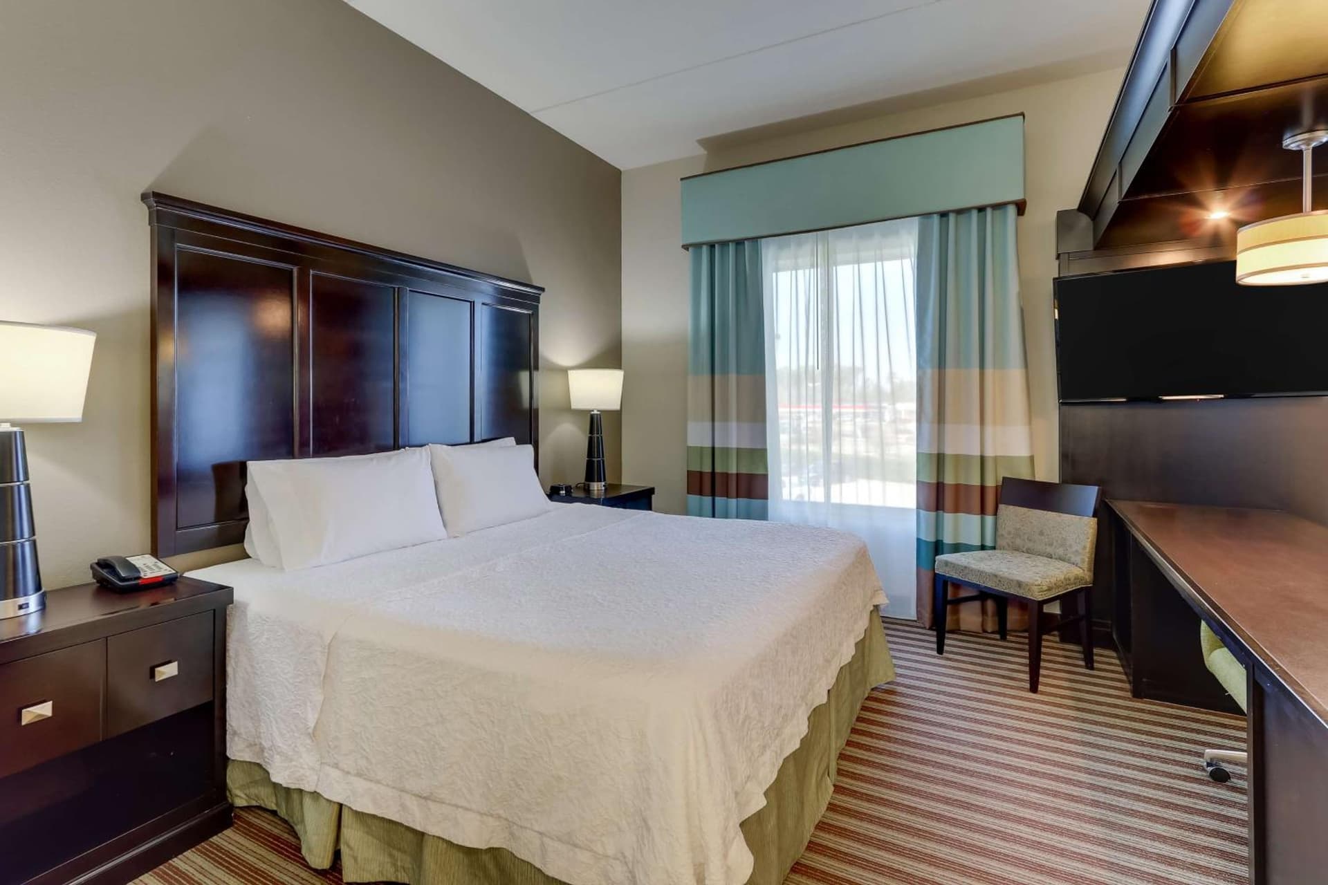 Hampton Inn and Suites Swansboro Near Camp Lejeune gallery photo in Swansboro, NC — image 29