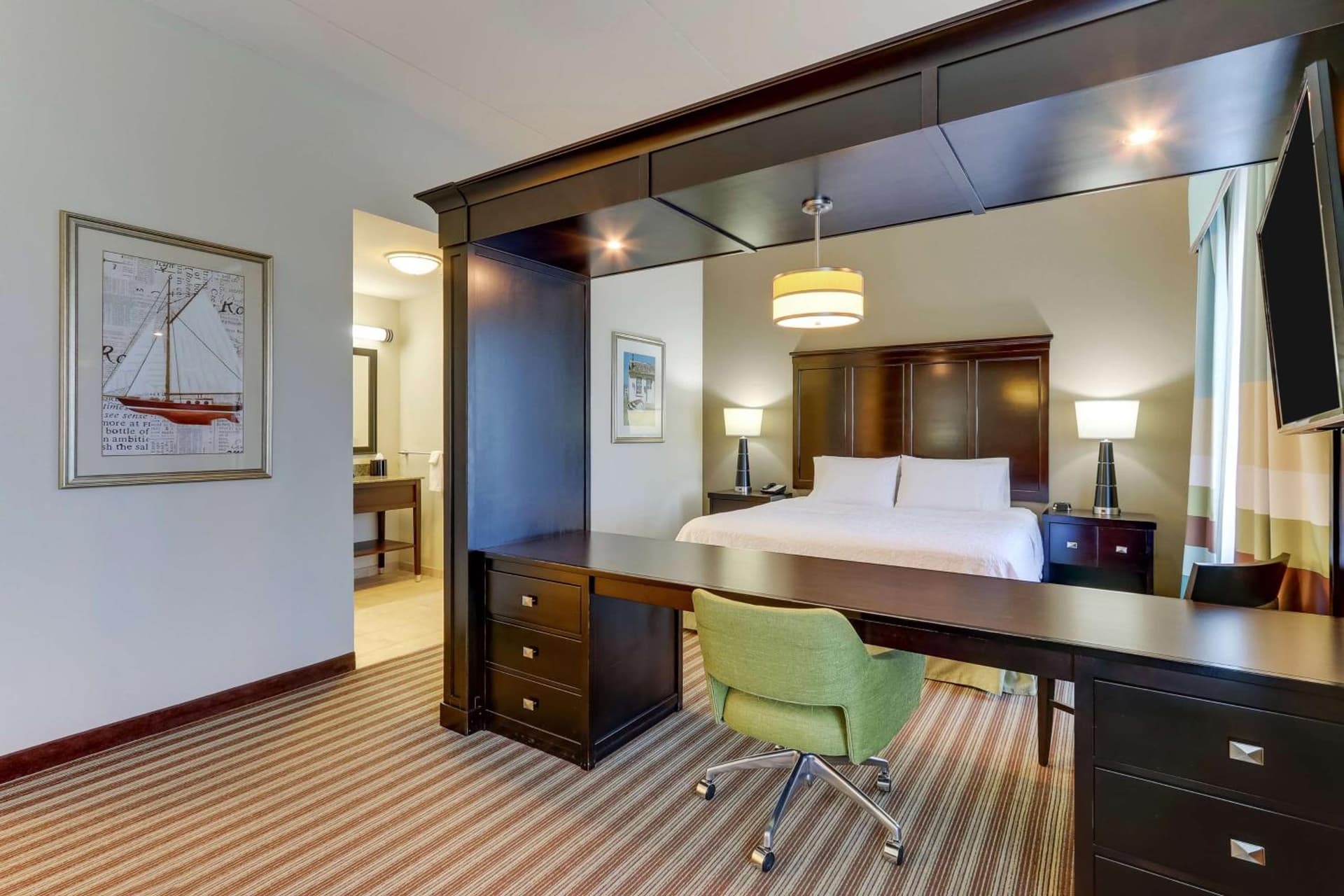 Hampton Inn and Suites Swansboro Near Camp Lejeune gallery photo in Swansboro, NC — image 39