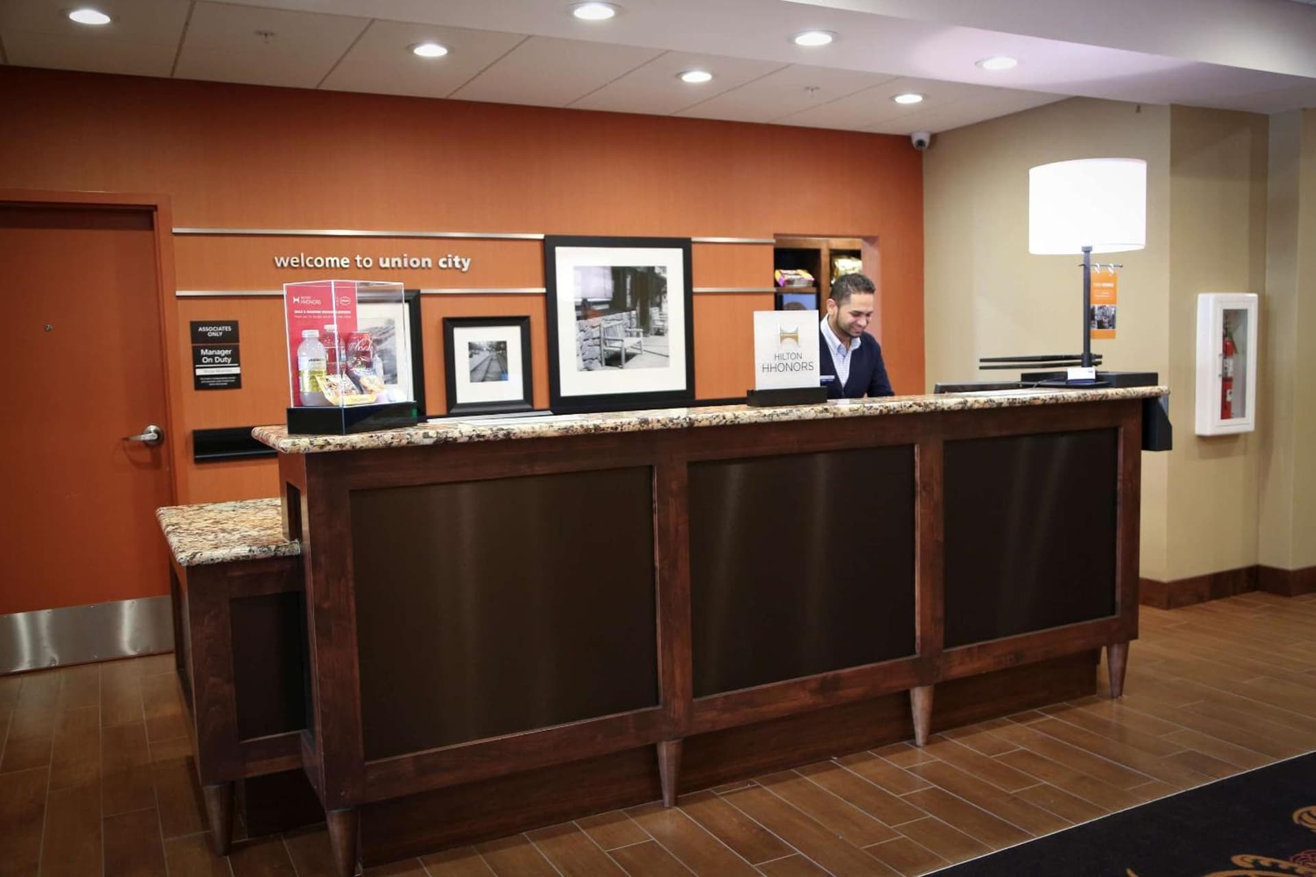 Hampton Inn Union City interior in Union City, CA — gallery photo 2