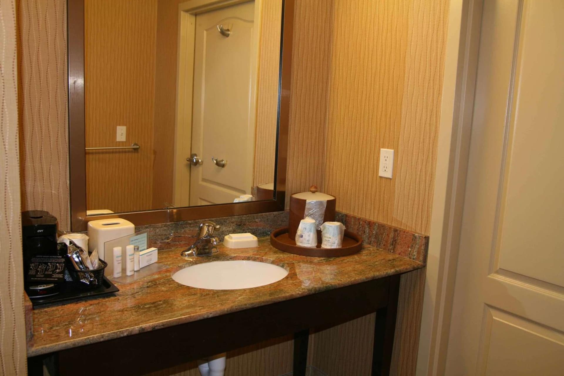 Hampton Inn Union City gallery photo in Union City, CA — image 9