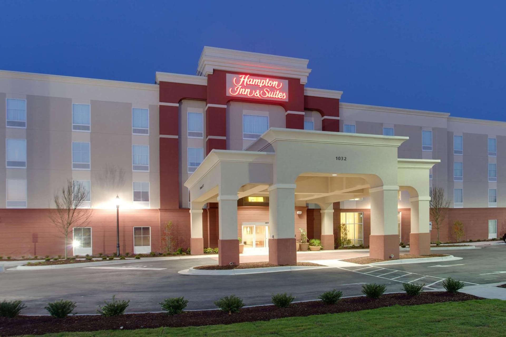 Hampton Inn & Suites Jacksonville gallery photo in Jacksonville, NC — image 19