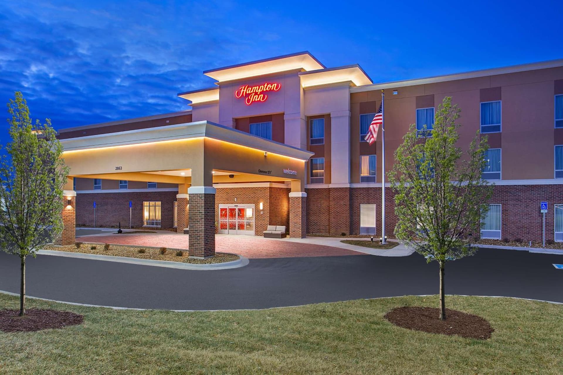 Hampton Inn Vincennes interior in Vincennes, IN — gallery photo 2