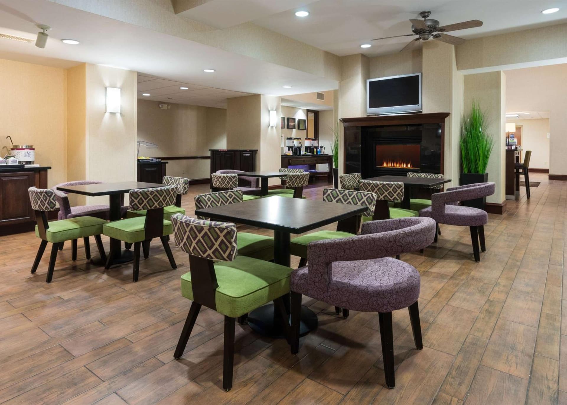 Hampton Inn by Hilton Odessa gallery photo in Odessa, TX — image 10