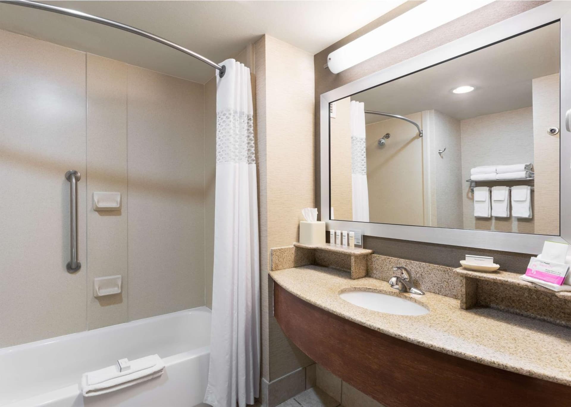 Hampton Inn by Hilton Odessa gallery photo in Odessa, TX — image 9