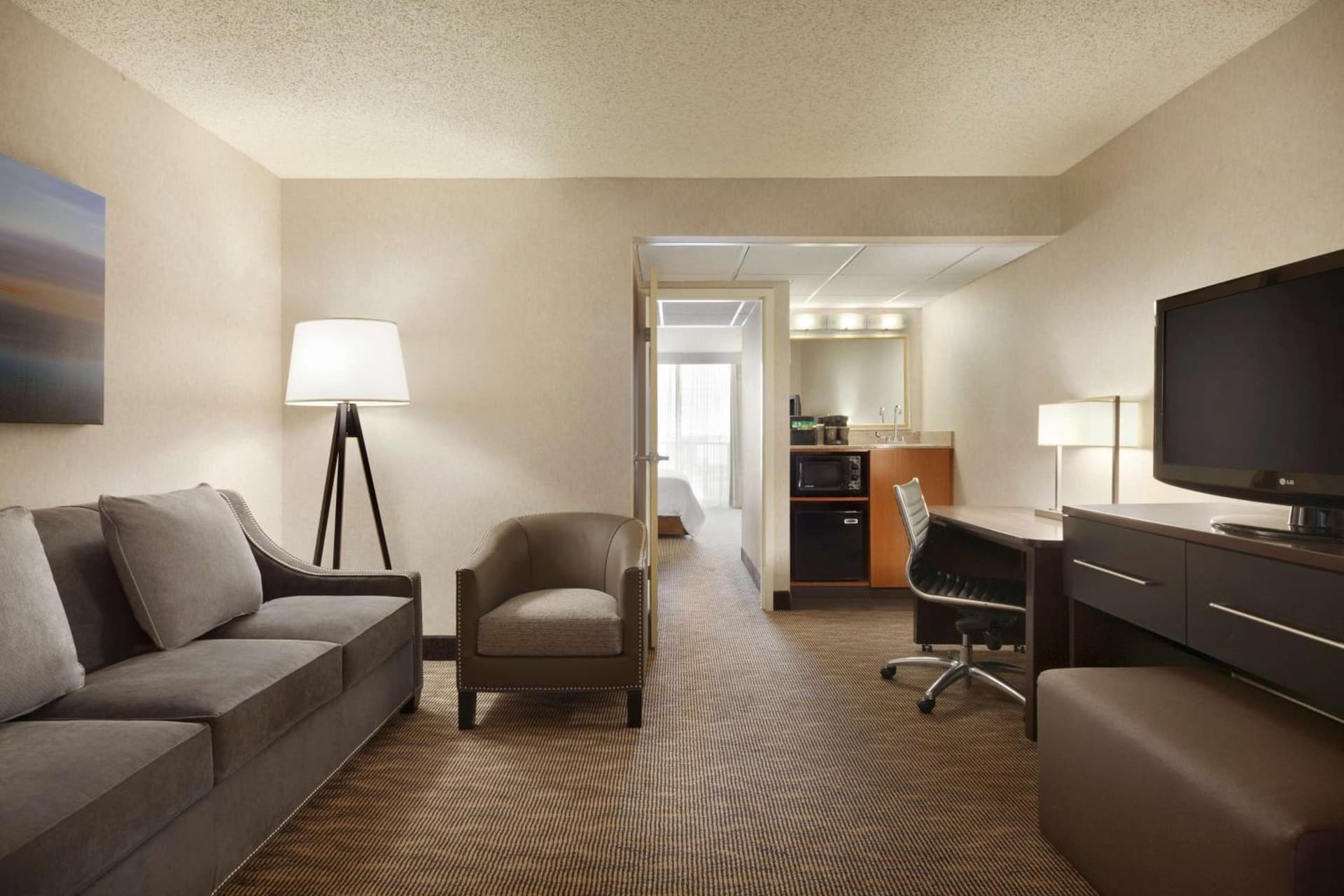 Embassy Suites by Hilton Oklahoma City Will Rogers Airport gallery photo in Oklahoma City, OK — image 12