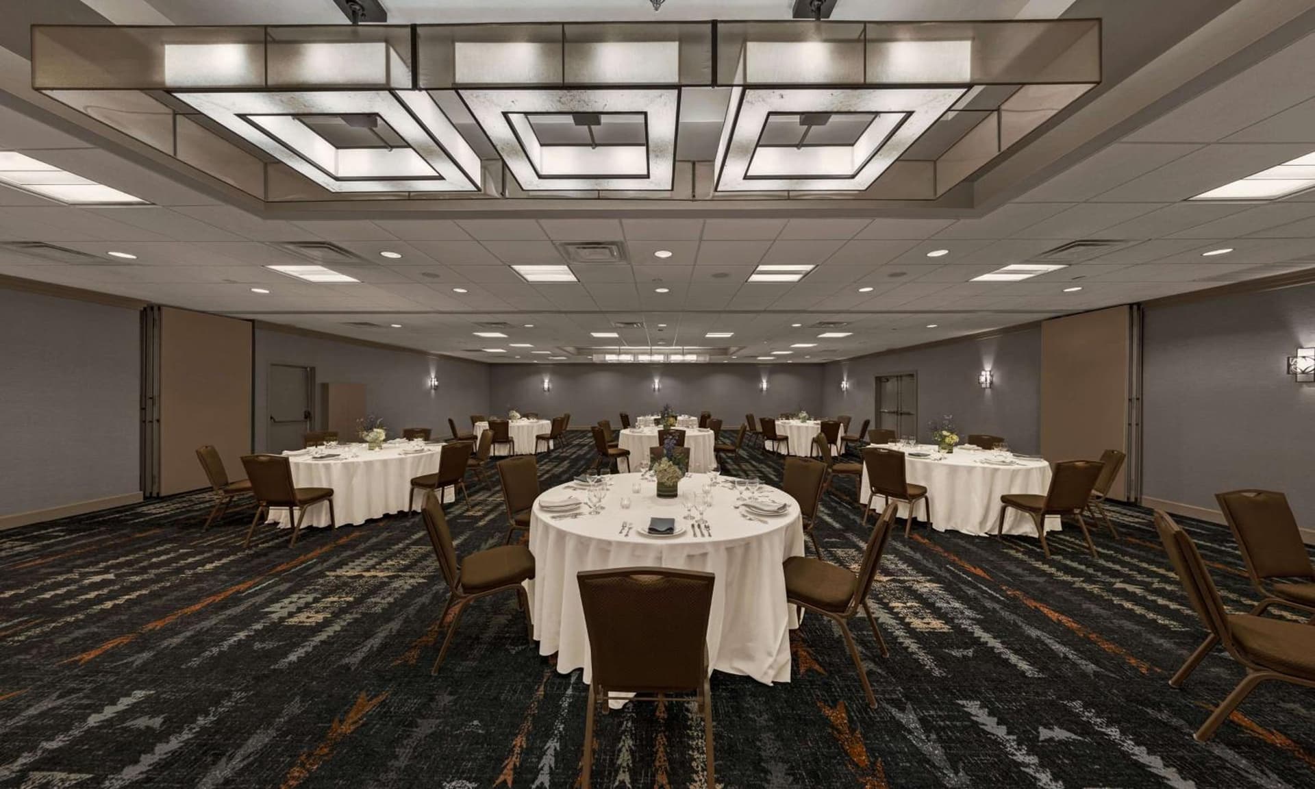 Embassy Suites by Hilton Oklahoma City Will Rogers Airport gallery photo in Oklahoma City, OK — image 24