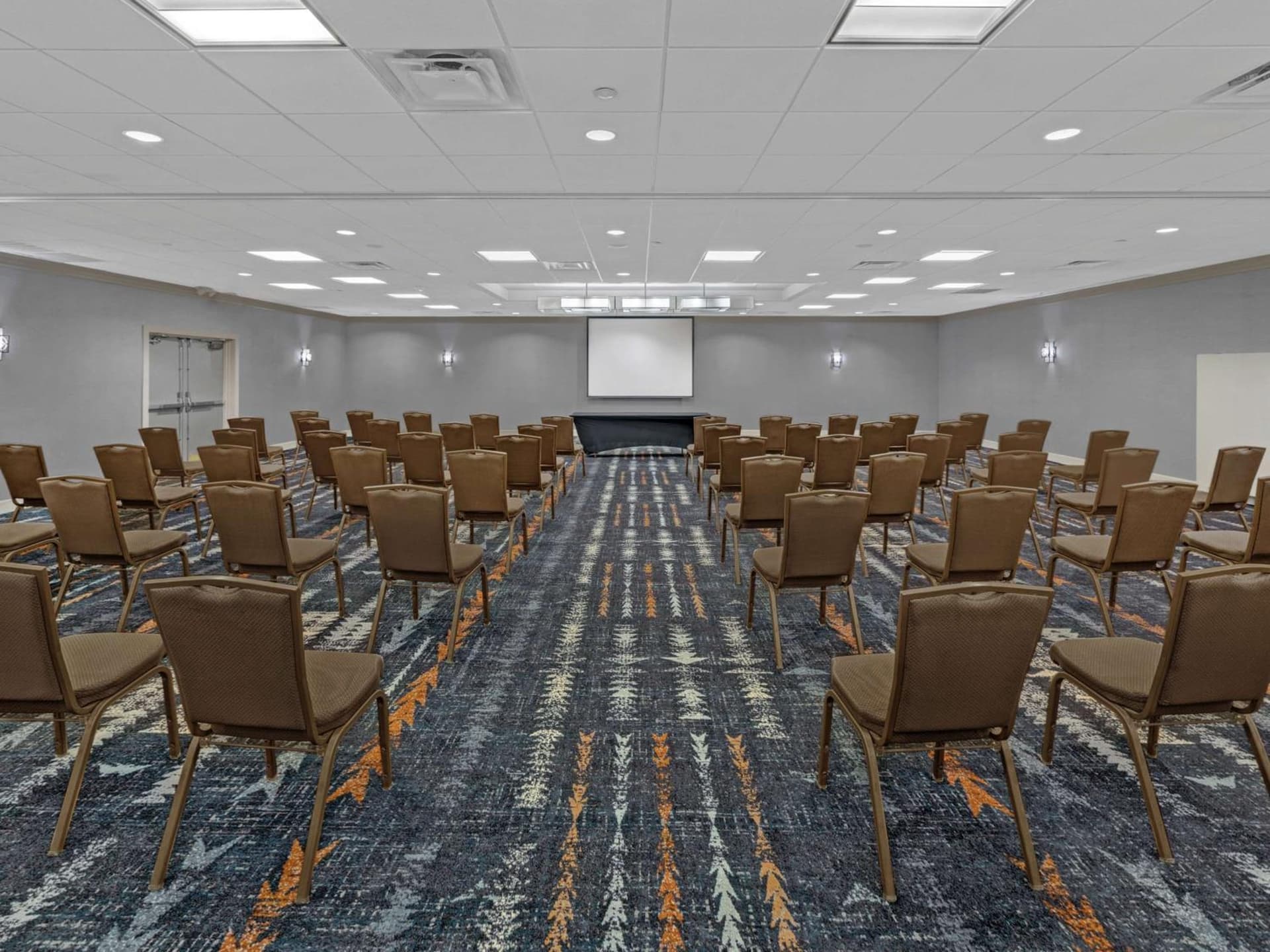 Embassy Suites by Hilton Oklahoma City Will Rogers Airport gallery photo in Oklahoma City, OK — image 36