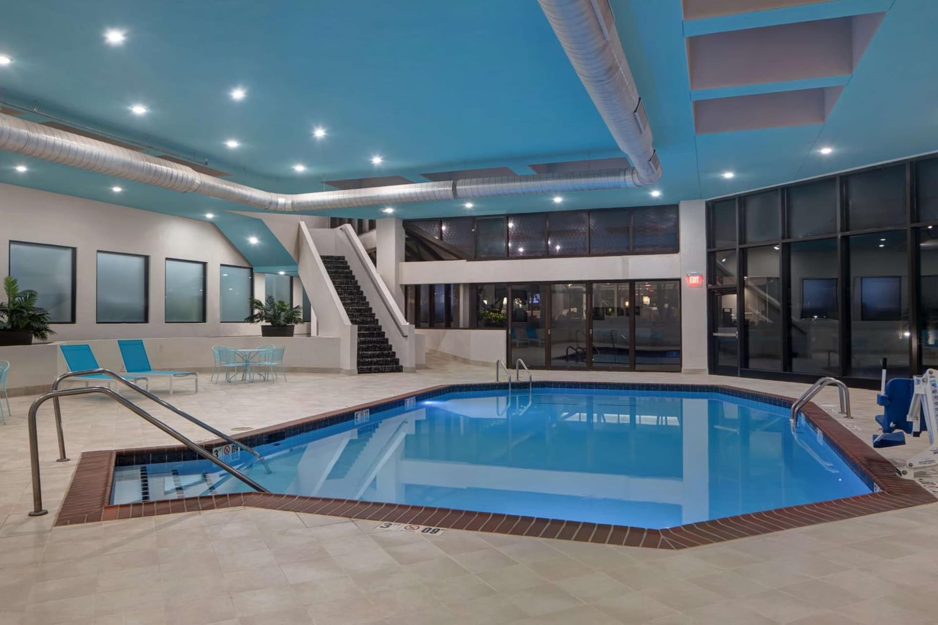Embassy Suites By Hilton Oklahoma City Northwest gallery photo in Oklahoma City, OK — image 20
