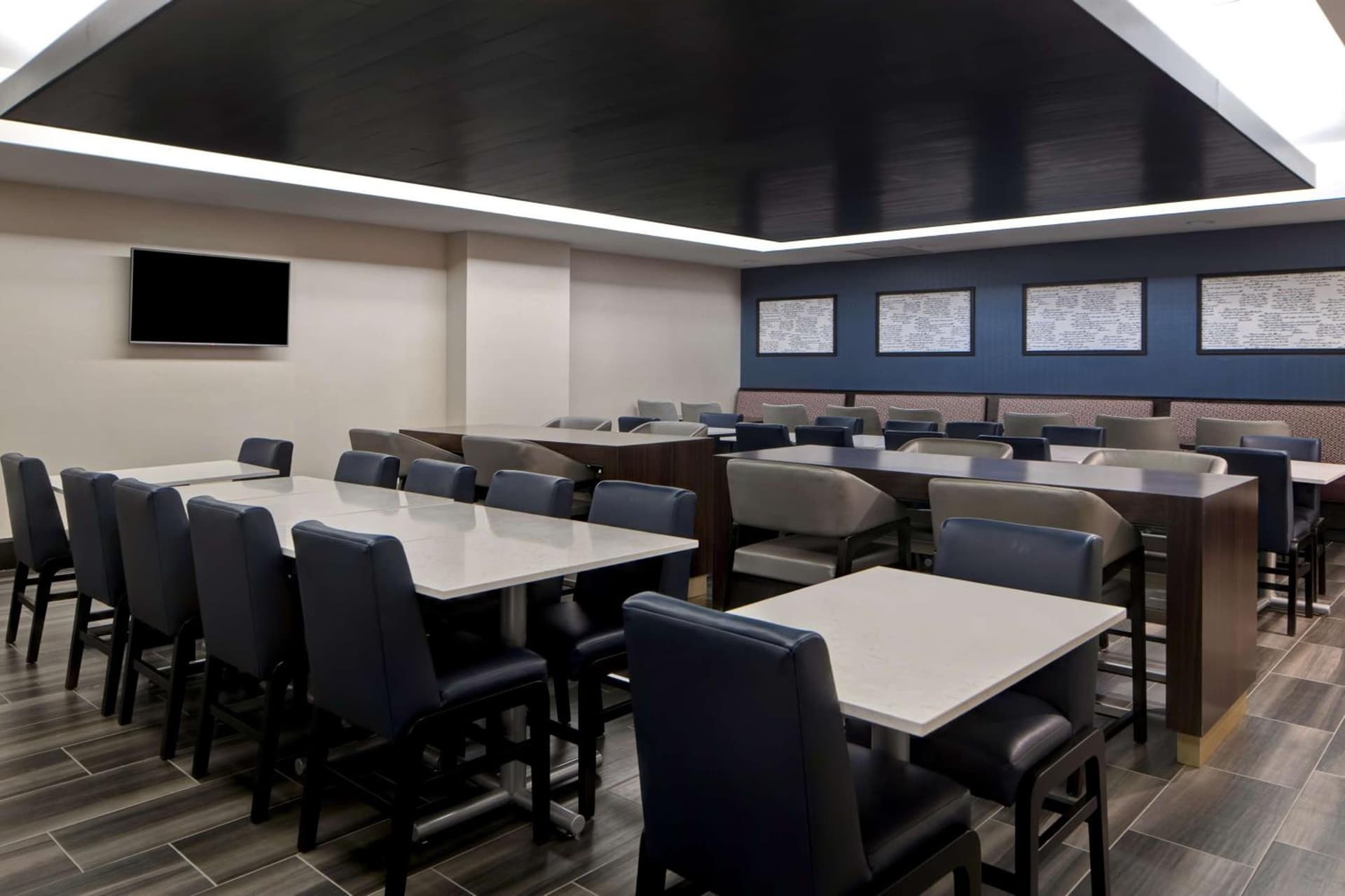Embassy Suites By Hilton Oklahoma City Northwest gallery photo in Oklahoma City, OK — image 32
