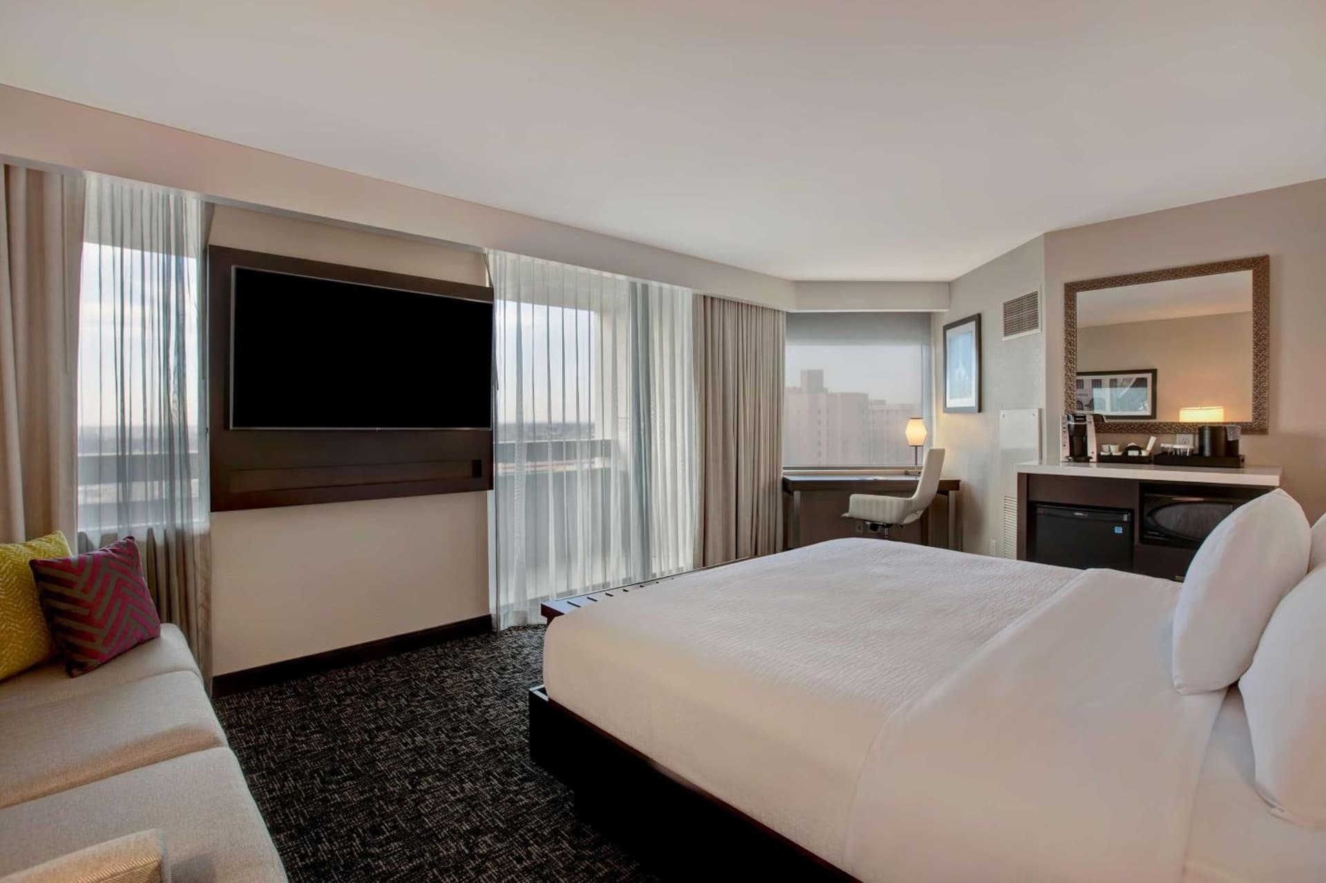 Embassy Suites By Hilton Oklahoma City Northwest gallery photo in Oklahoma City, OK — image 44