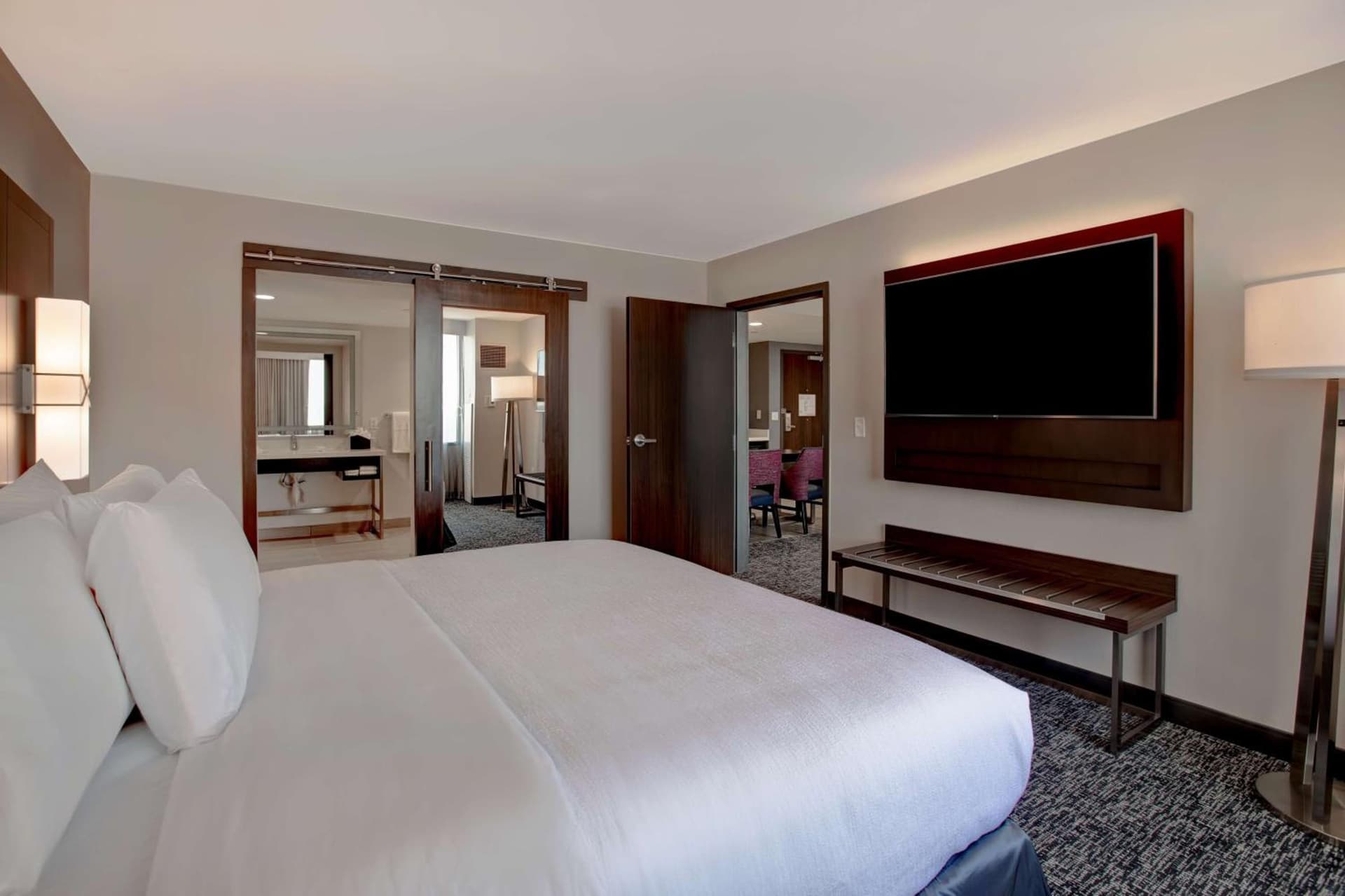 Embassy Suites By Hilton Oklahoma City Northwest gallery photo in Oklahoma City, OK — image 5