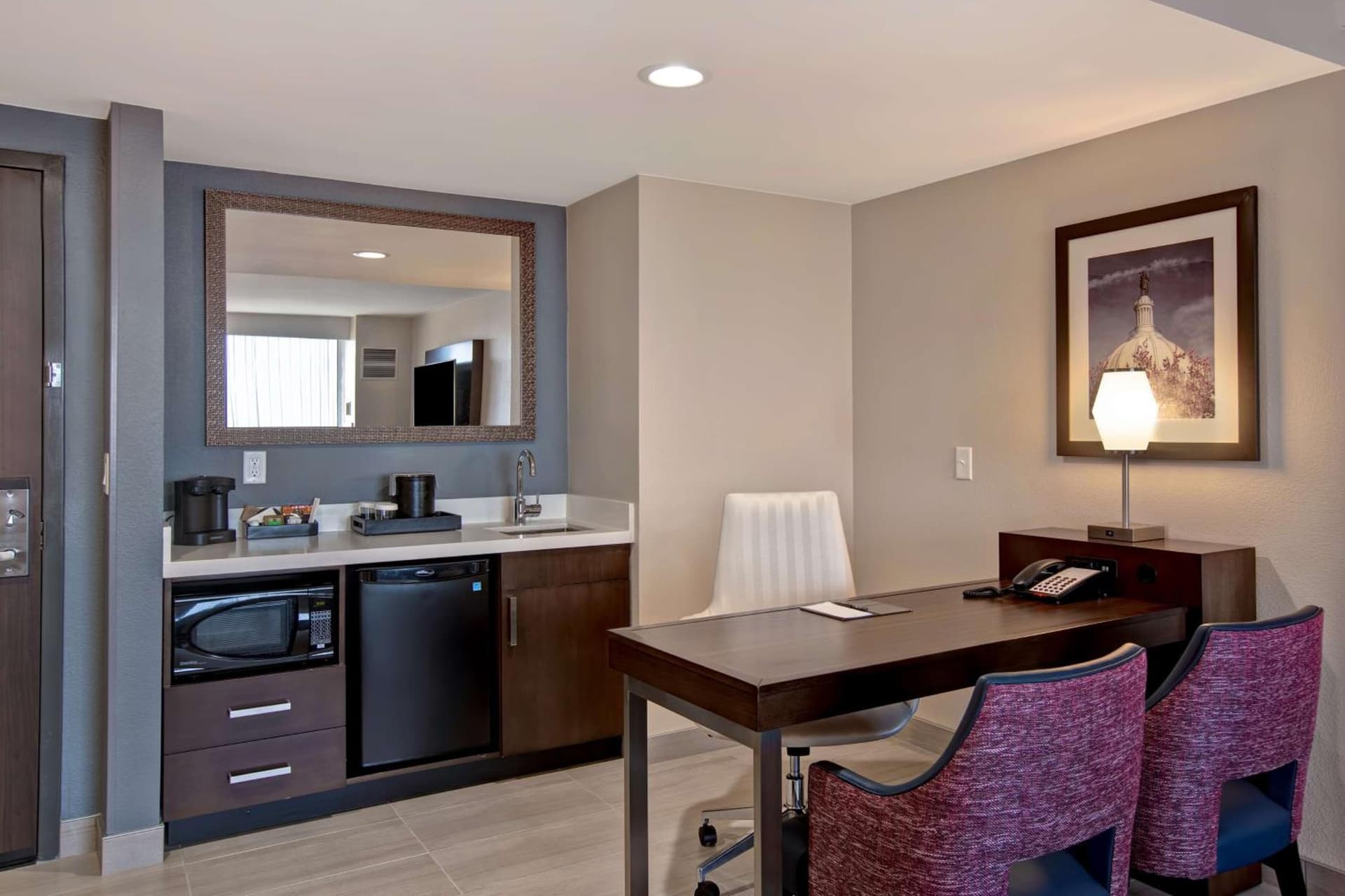 Embassy Suites By Hilton Oklahoma City Northwest gallery photo in Oklahoma City, OK — image 16