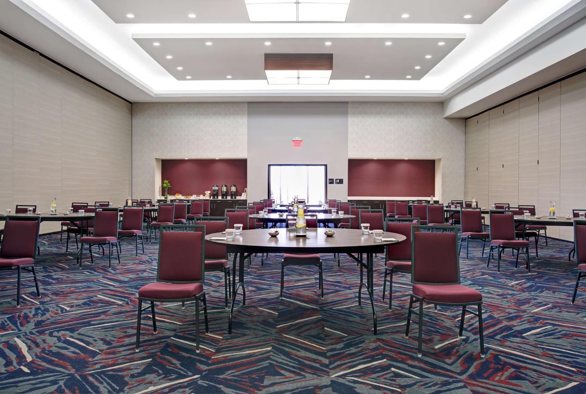 Embassy Suites By Hilton Oklahoma City Northwest gallery photo in Oklahoma City, OK — image 14