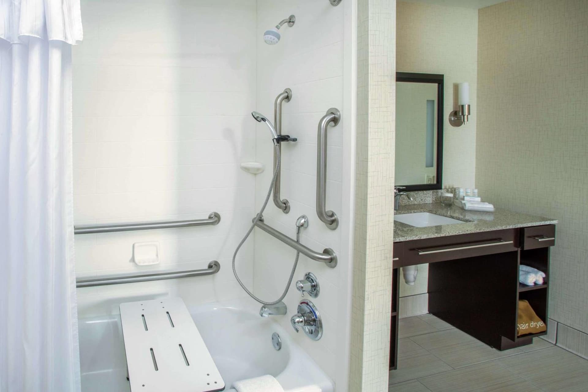 Homewood Suites by Hilton Munster gallery photo in Munster, IN — image 21