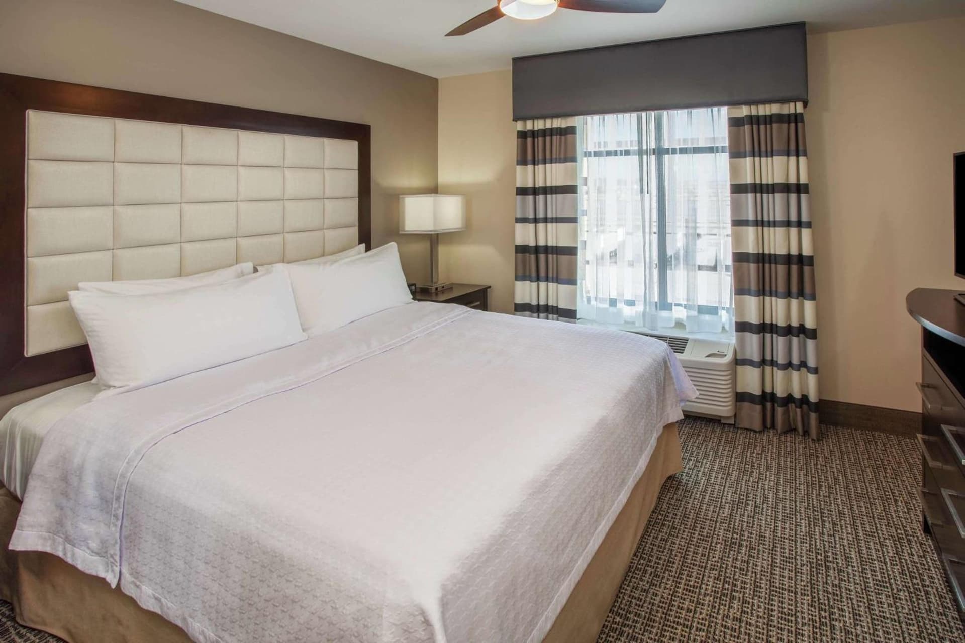Homewood Suites by Hilton Munster gallery photo in Munster, IN — image 8