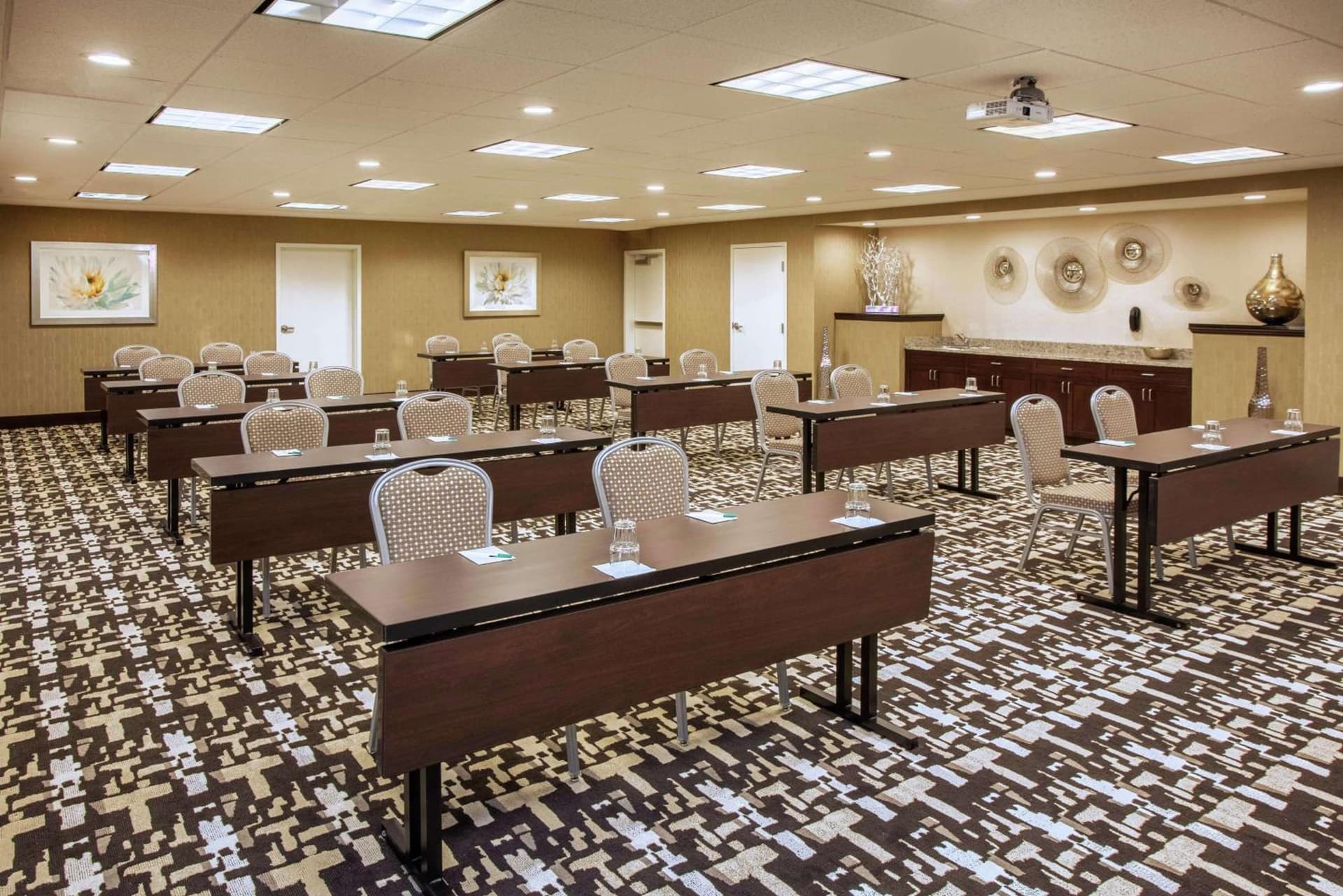 Homewood Suites by Hilton Munster gallery photo in Munster, IN — image 16