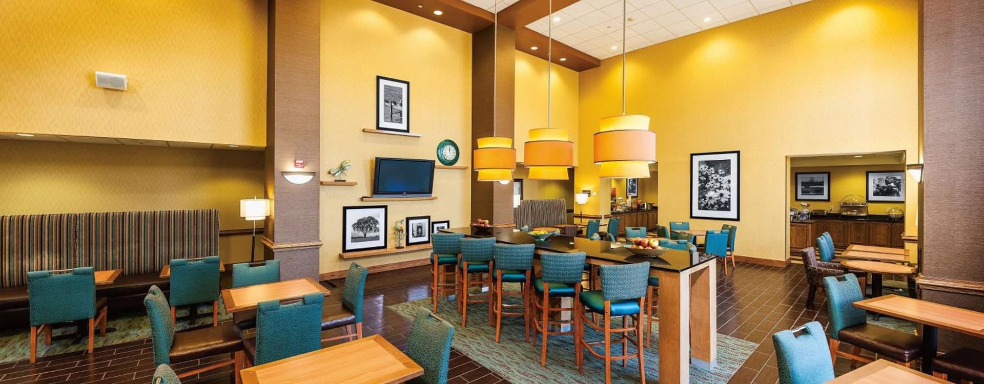 Hampton Inn & Suites Chesapeake-Square Mall gallery photo in Chesapeake, VA — image 5