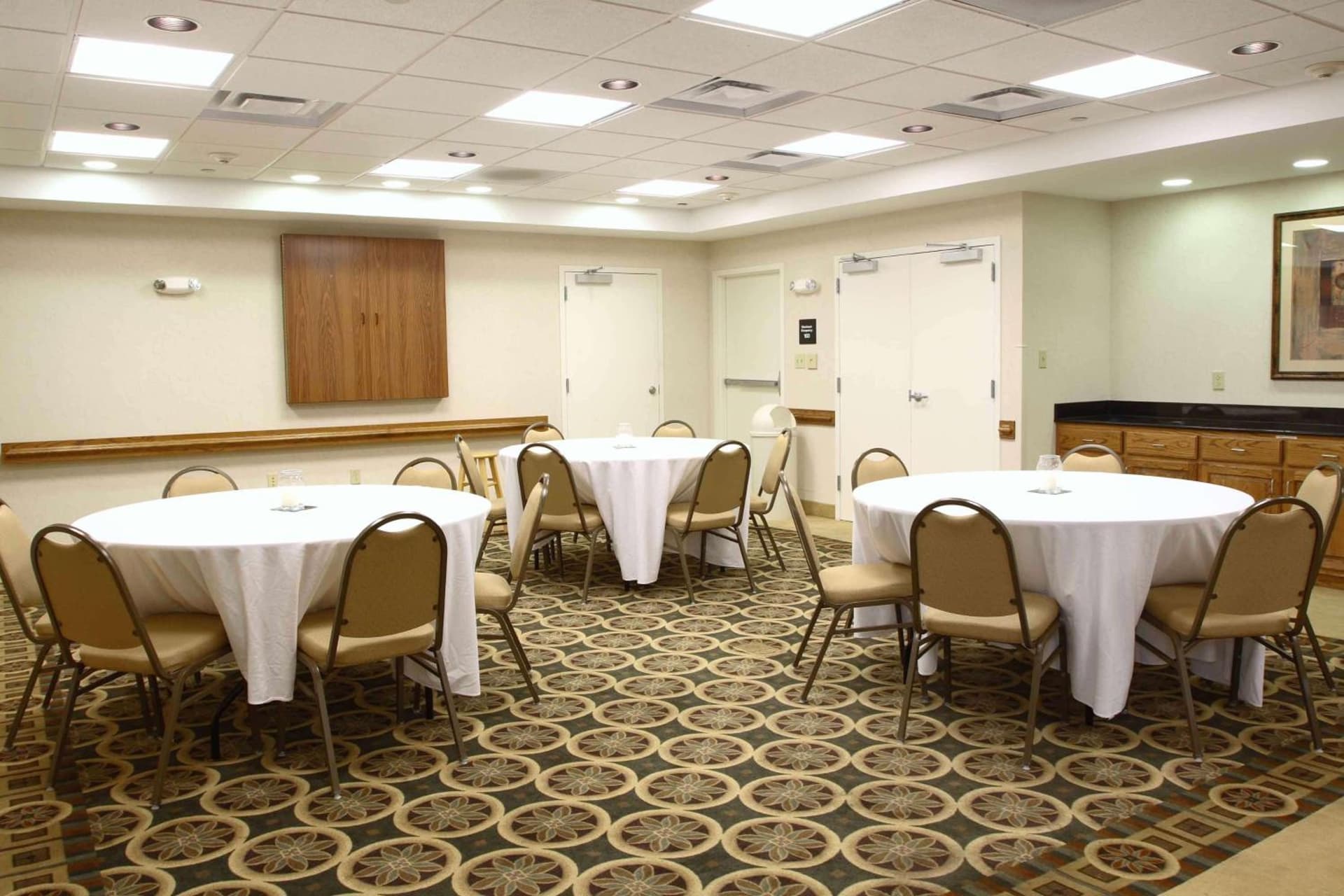 Hampton Inn & Suites Chesapeake-Square Mall gallery photo in Chesapeake, VA — image 33