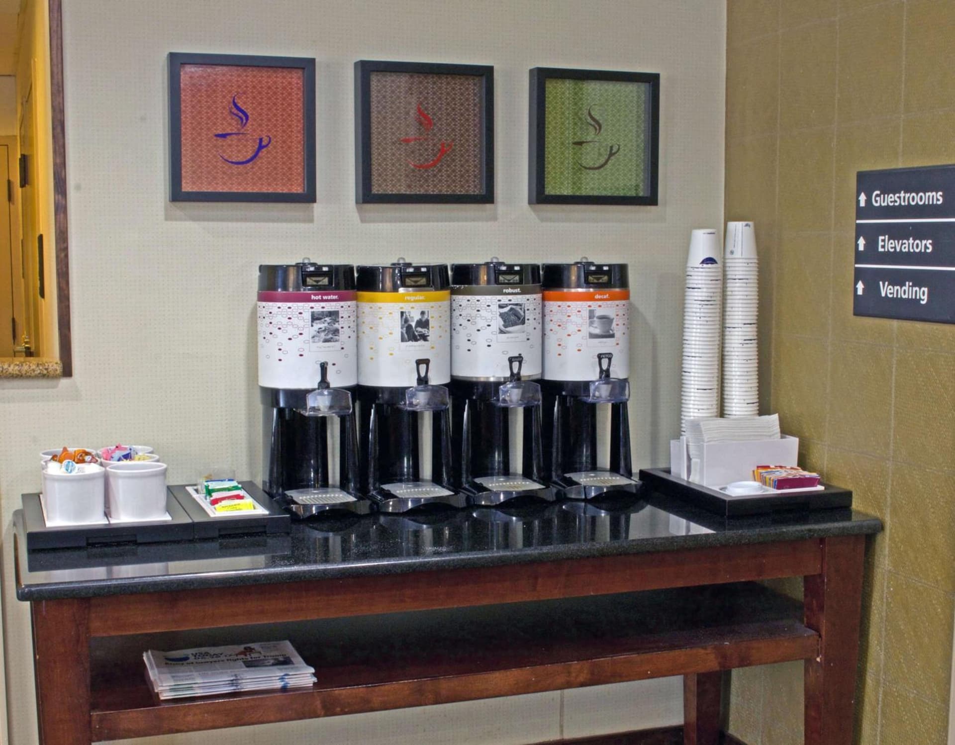 Hampton Inn Norfolk/Chesapeake - Greenbrier Area gallery photo in Chesapeake, VA — image 18