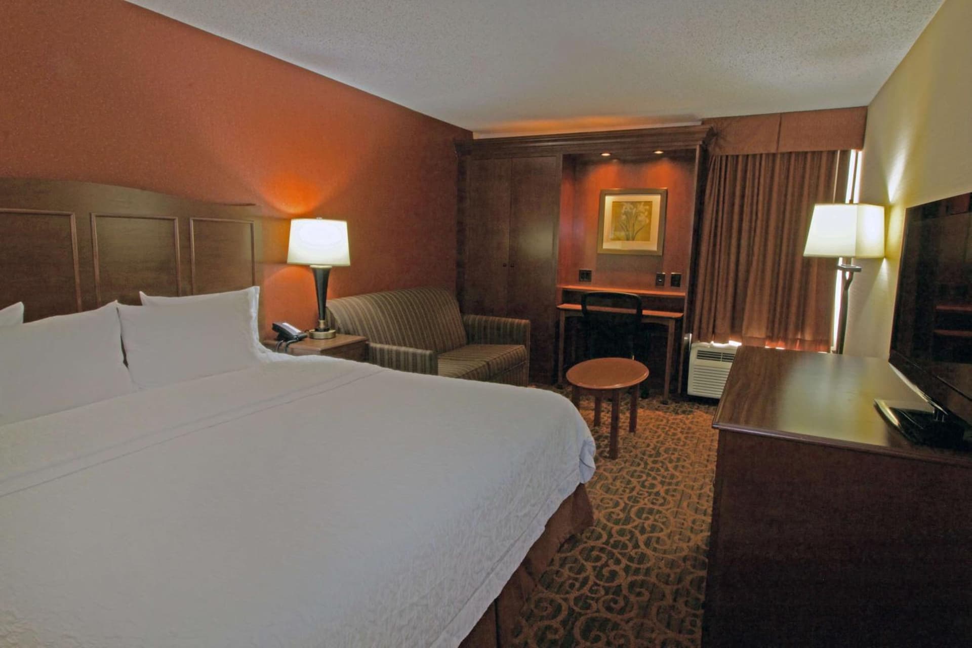Hampton Inn Norfolk/Chesapeake - Greenbrier Area gallery photo in Chesapeake, VA — image 22