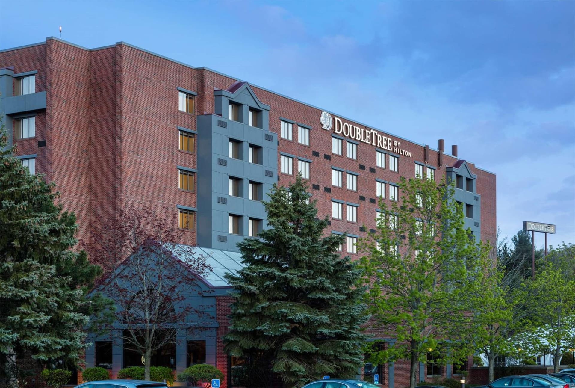 Doubletree by Hilton, Leominster interior in Leominster, MA — gallery photo 2