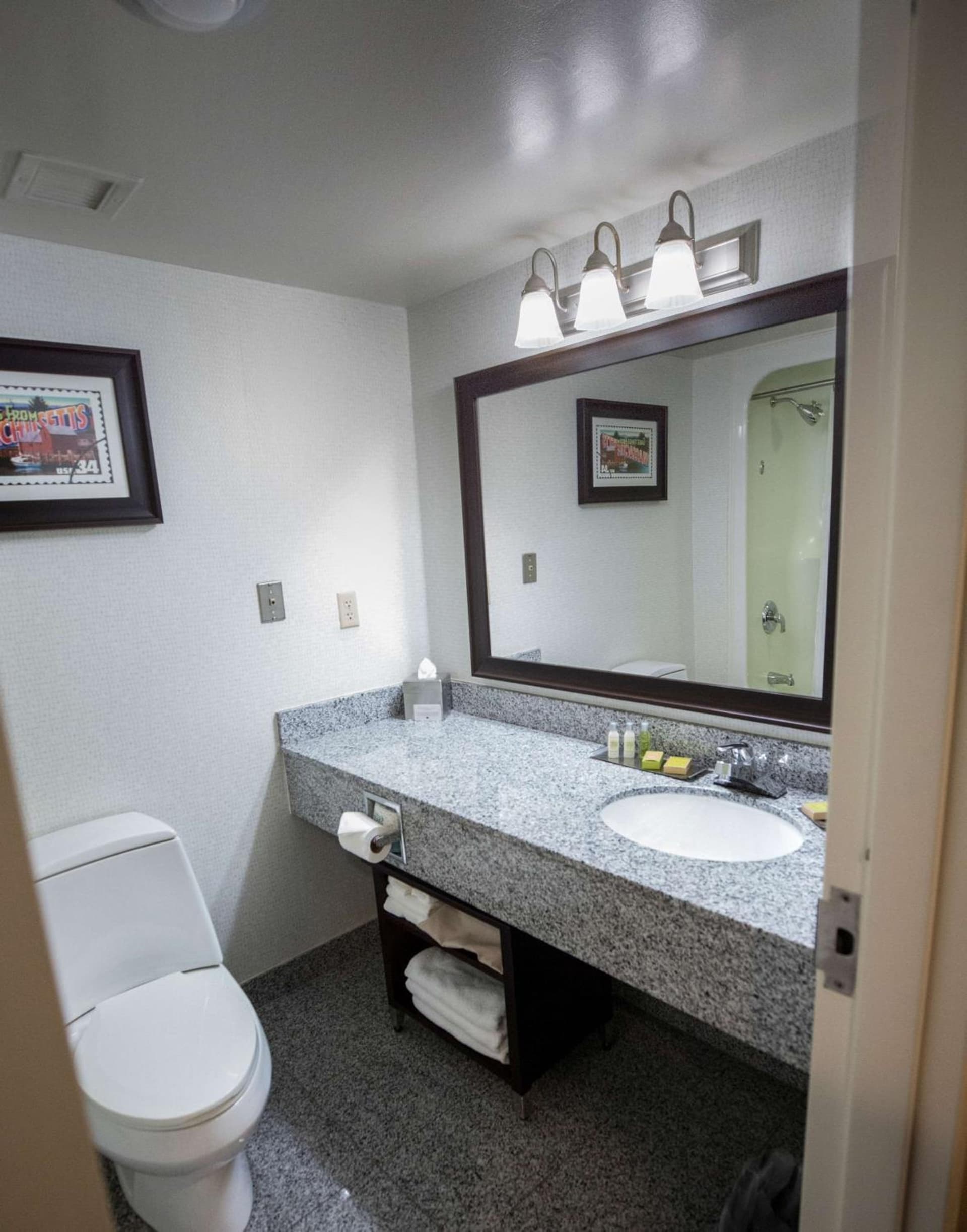 Doubletree by Hilton, Leominster interior in Leominster, MA — gallery photo 2