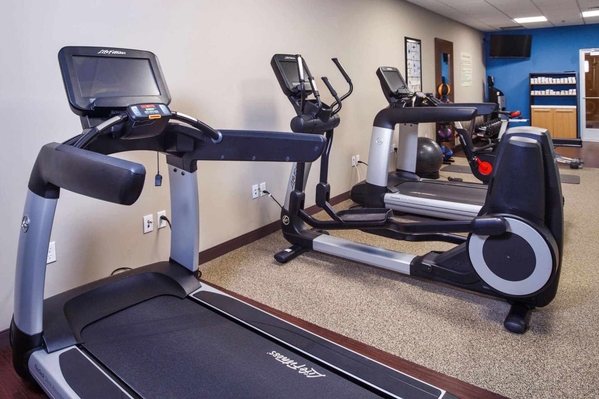 DoubleTree by Hilton Neenah gallery photo in Neenah, WI — image 13
