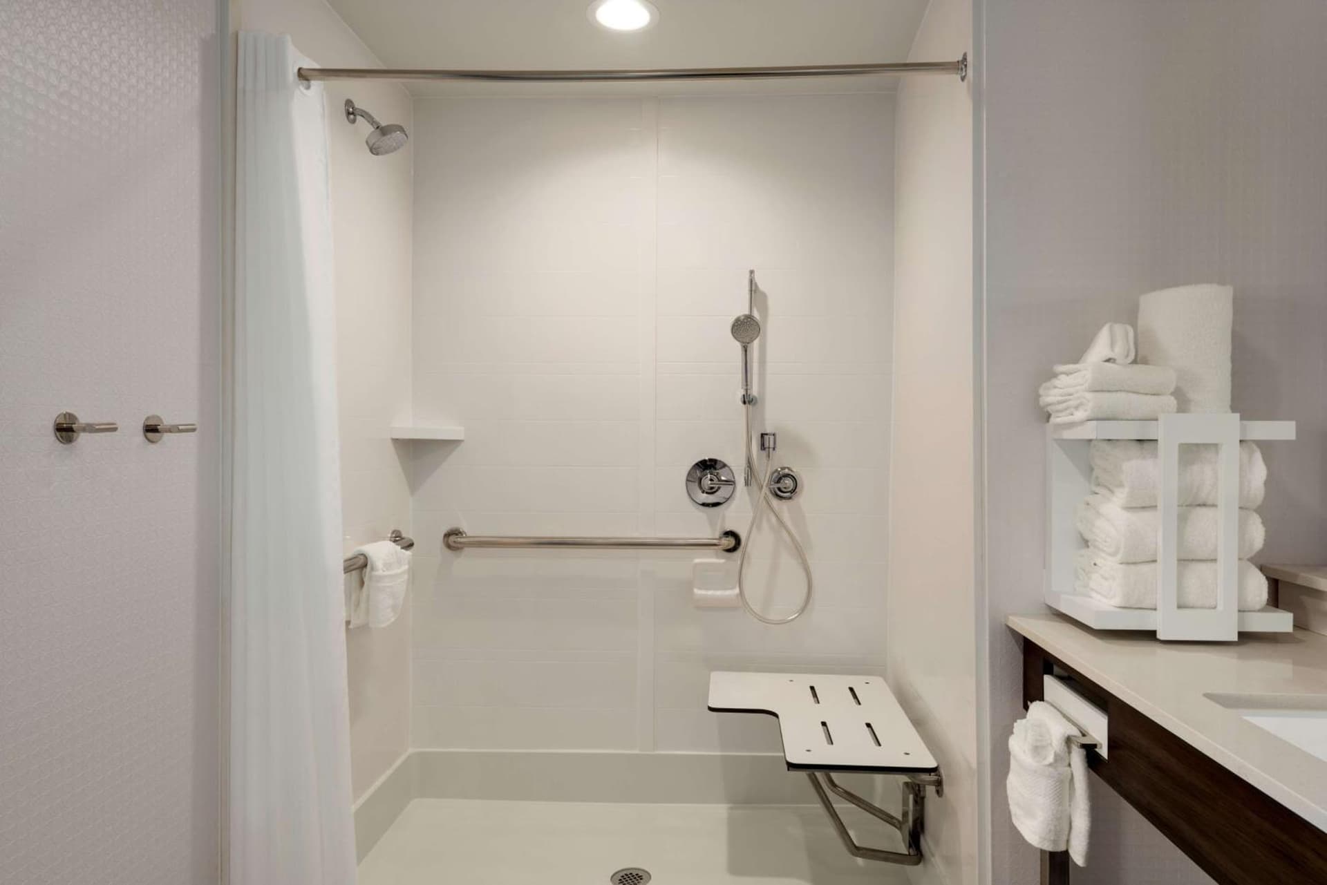 Hampton Inn & Suites Norman-Conference Center Area, Ok gallery photo in Norman, OK — image 24